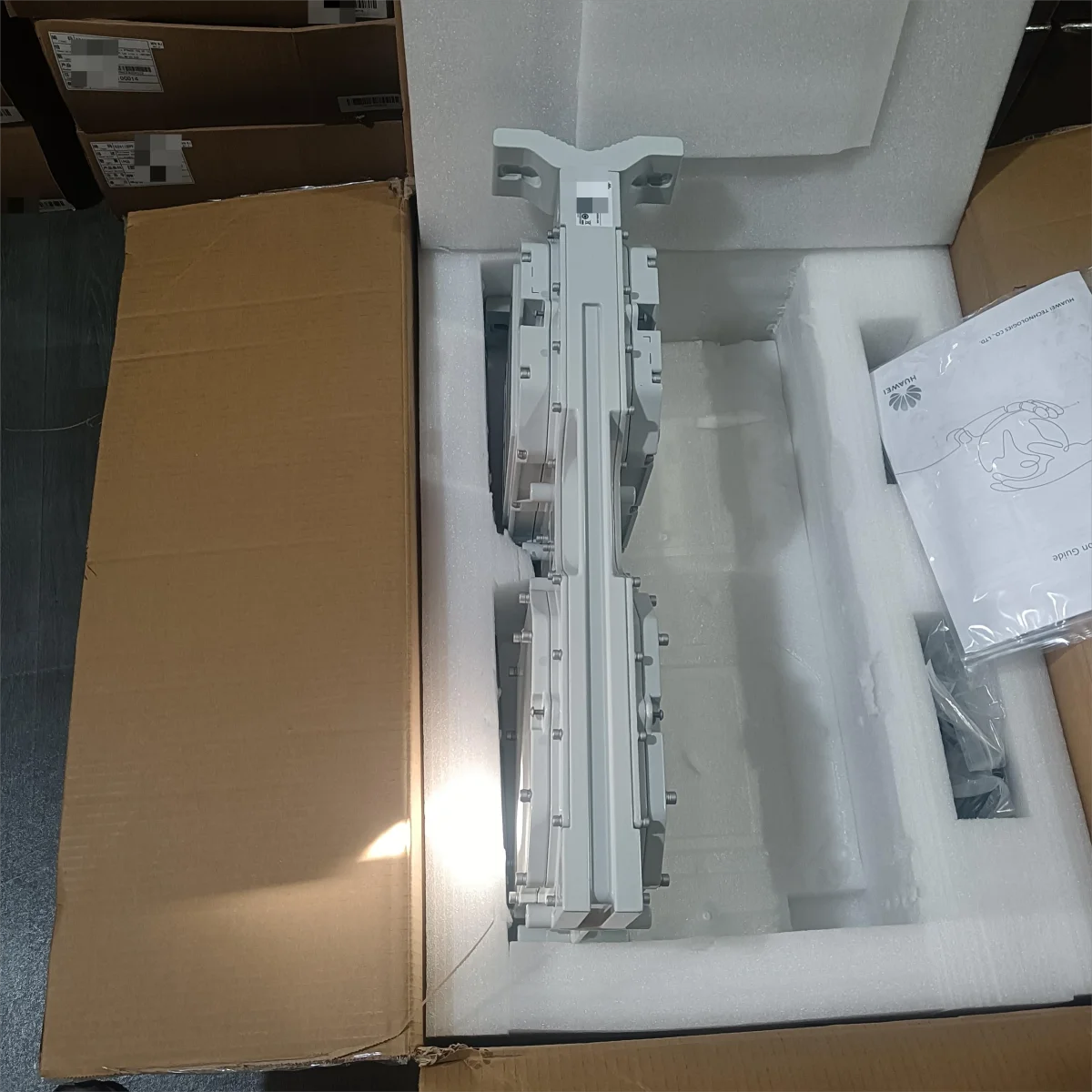 Microwave Electric Accessory 52443543-305 DB6W7W496 DB6W7W4 for Waveguide Antenna ODU Xmc 