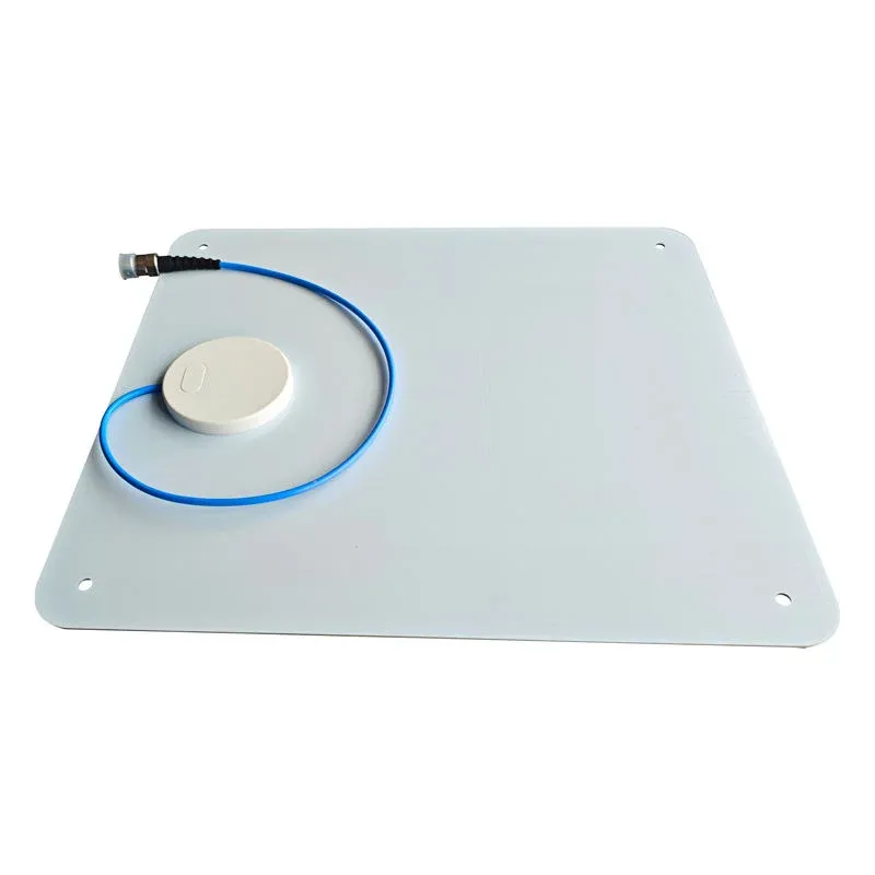 Multi-Band VHF UHF 132-174/380-570/700-960MHz Omni Directional Ceiling Antenna SISO Ultra-