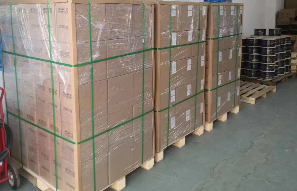 12Core Fanout Cable LC UPC SM Optic Equipment Fiber MPO APC to SC Patch Cord Hydra 19