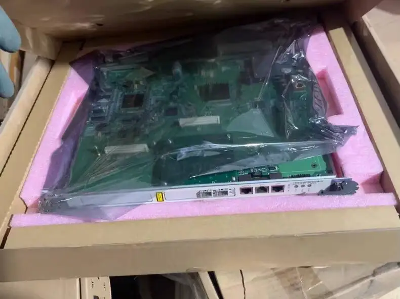 HW Core Center Network 03053067 SCUb WP1D000SCU01 GE Switching and Control Unit BSC6000/69