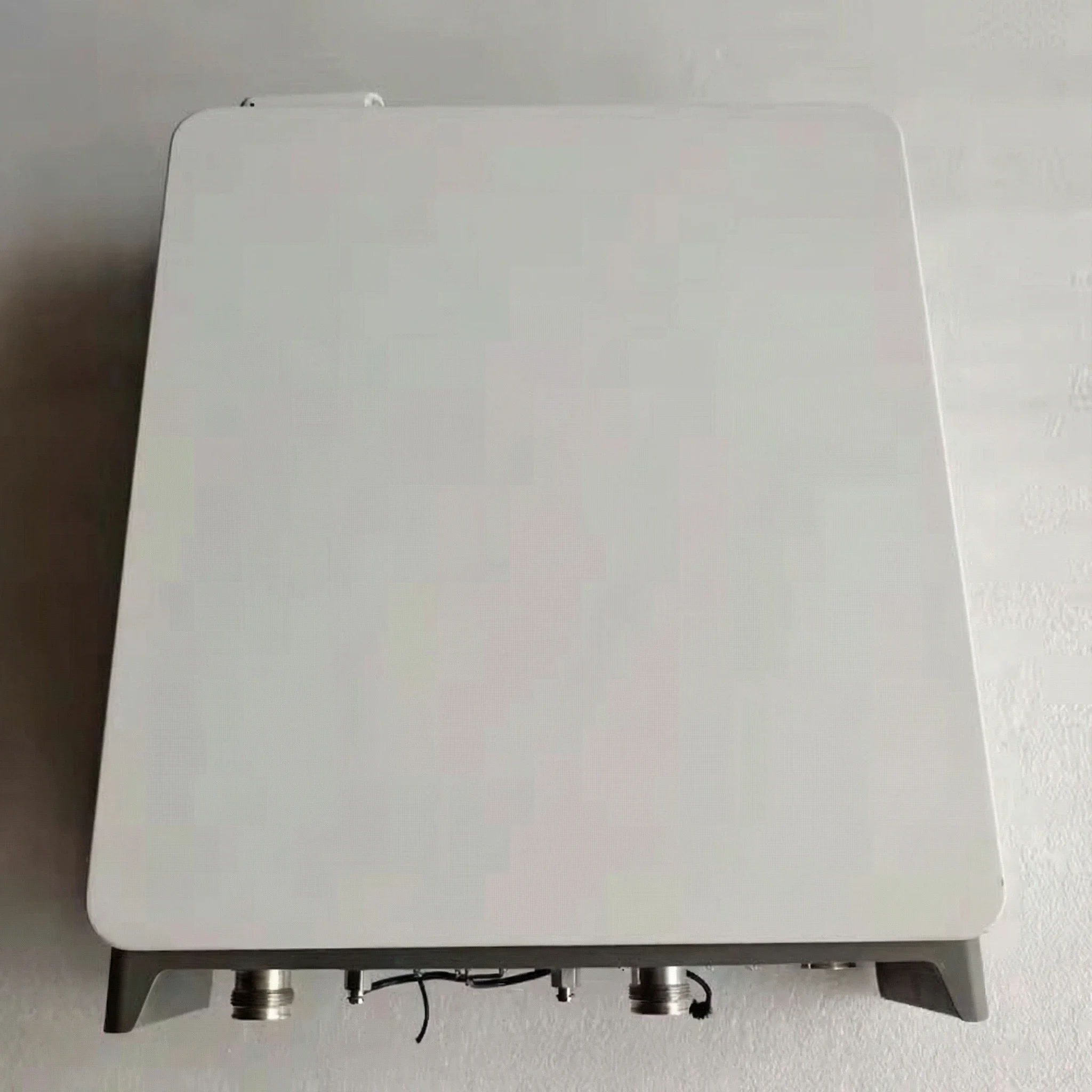 2217B3 KRC 161 427/1 RRU Long Range Radio Units Remote Radio Base Station Transmission Fiber Optic Equipment Radio 2217B3 KRC-boxintelecom
