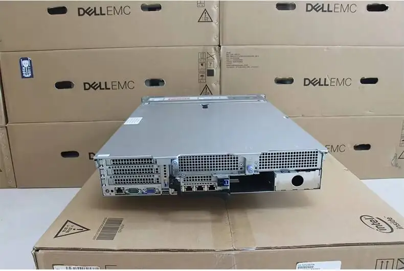 PowerEdge 24 Bay Chassis SAS SATA Dell R740 Server