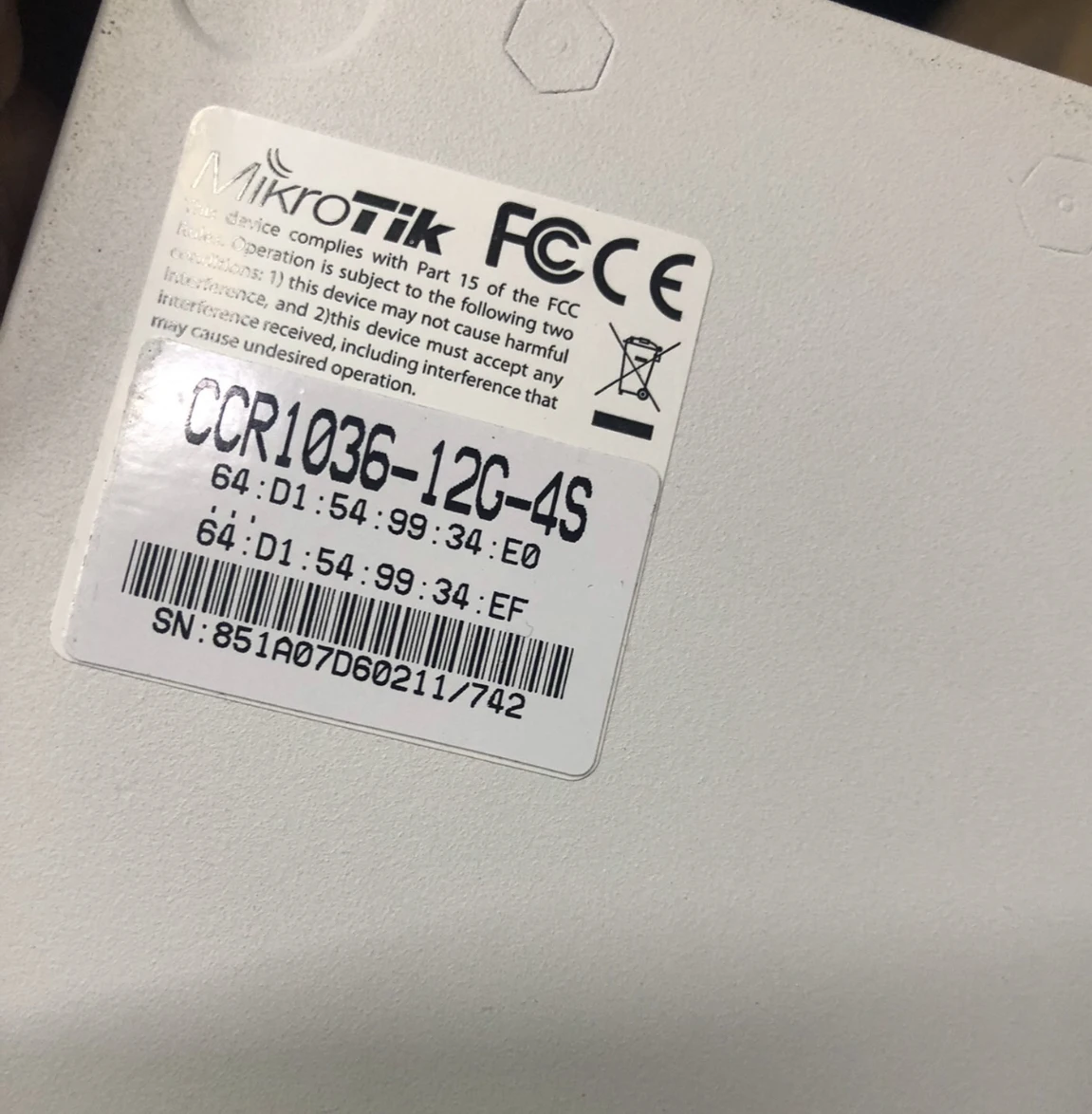 Cloud Core Router CCR1036-12G-4S with 4GB RAM 4x SFP ports 12xGbit LAN CCR1036-boxintelecom