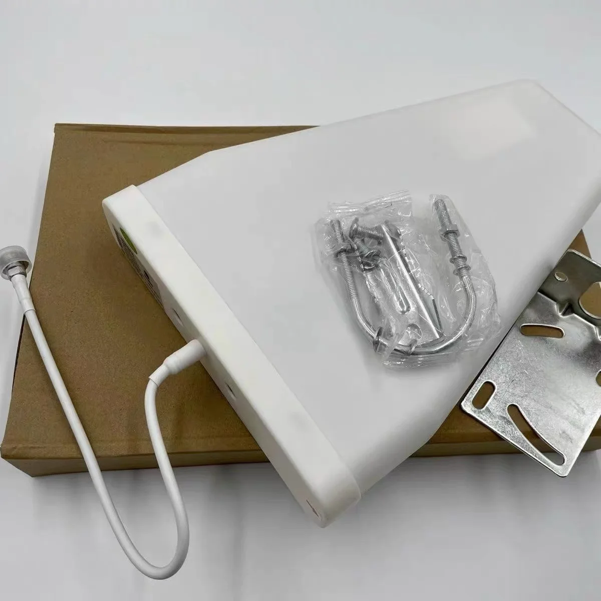 High Quality 4G LTE 5G Antenna Outdoor High Gain Log-Periodic LDPA Directional Yagi Aerial 800-3700MHz for Cell Signal Booster-boxintelecom