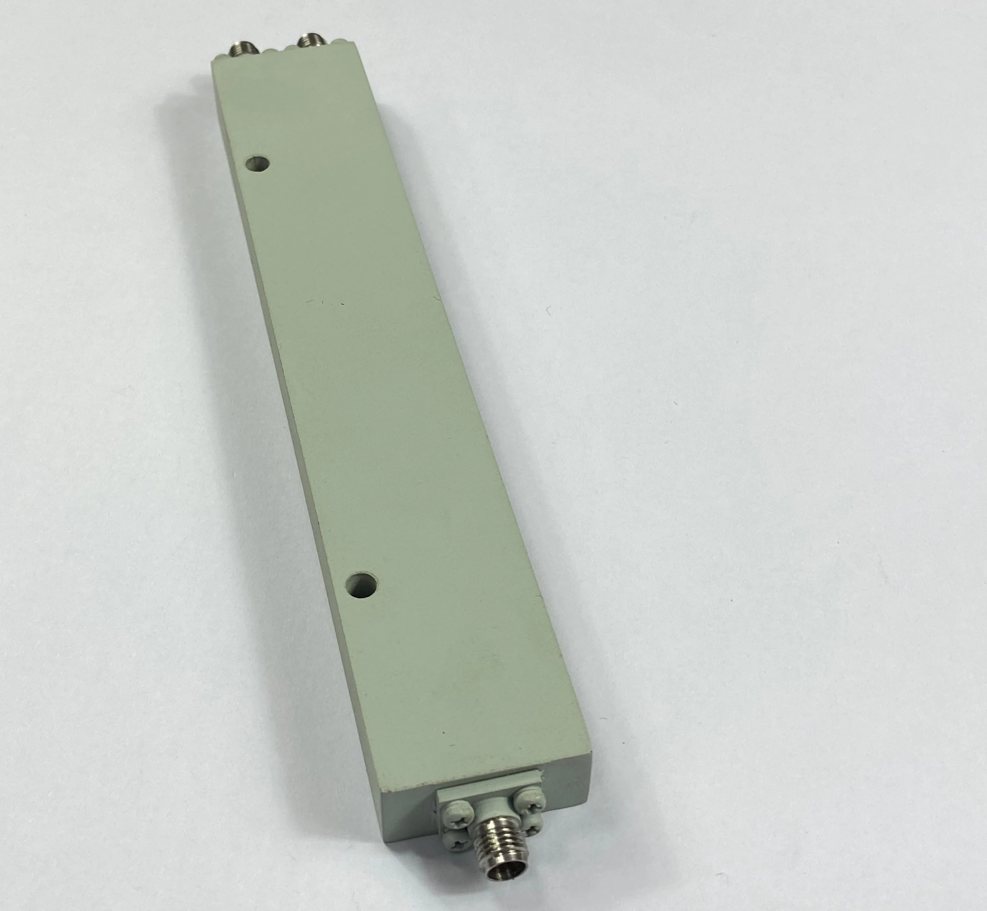 Hot Sale Telecom Parts 0.5-4GHz Wilkinson Power Divider with 2.92 Female for Public Safety IBS