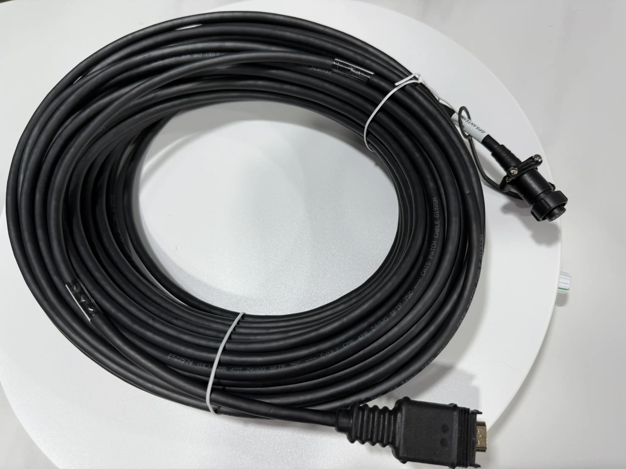 FTSE 472510A BBU to GNSS/GPS Antenna Communication Data Connection Cable 30m FTSE-boxintelecom