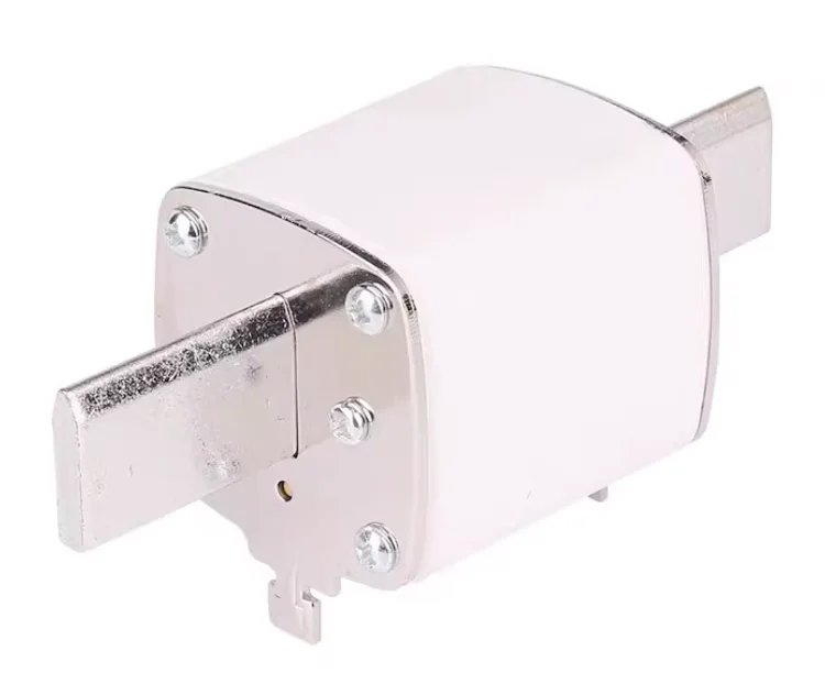 RT36-2 (NT2) 400A Fuse 500VAC 120kA Fast Acting Ceramic Fuse for Industrial Circuit Protection