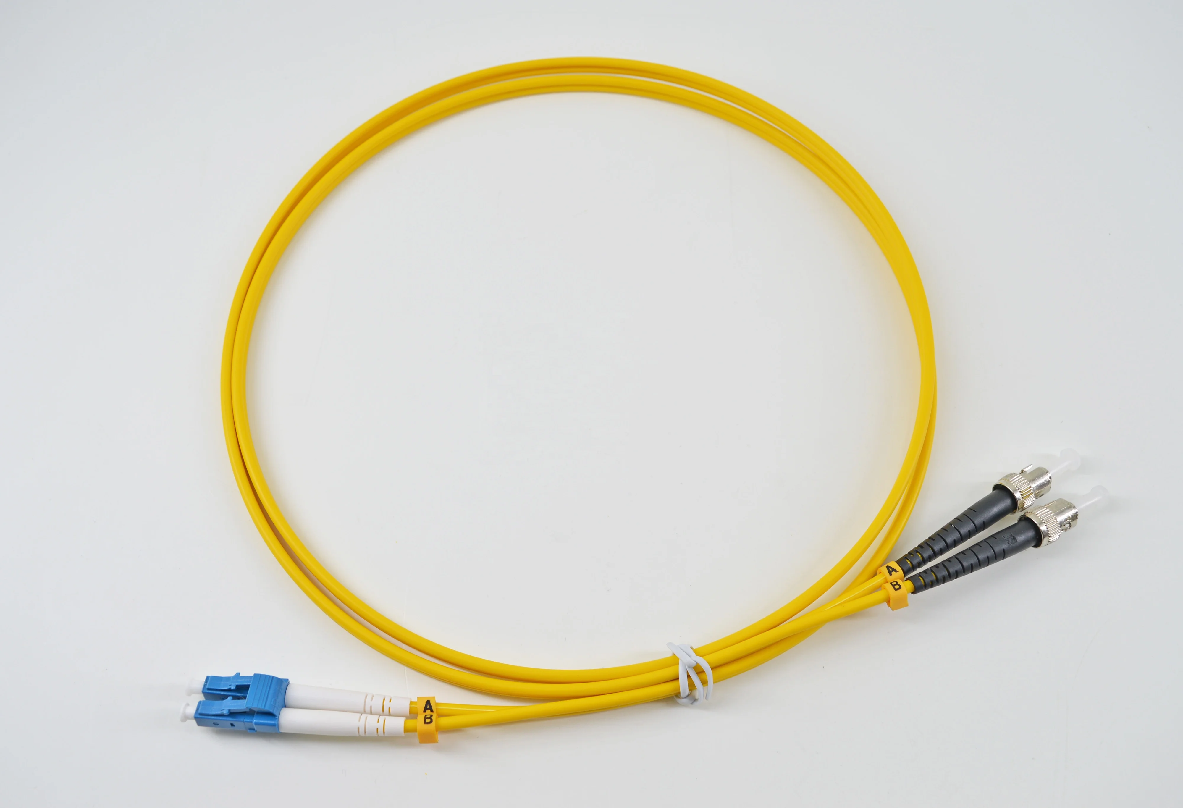 LC UPC to FC UPC Duplex Single Mode G.652D G657A or Customized Fiber Optic Patch Cord
