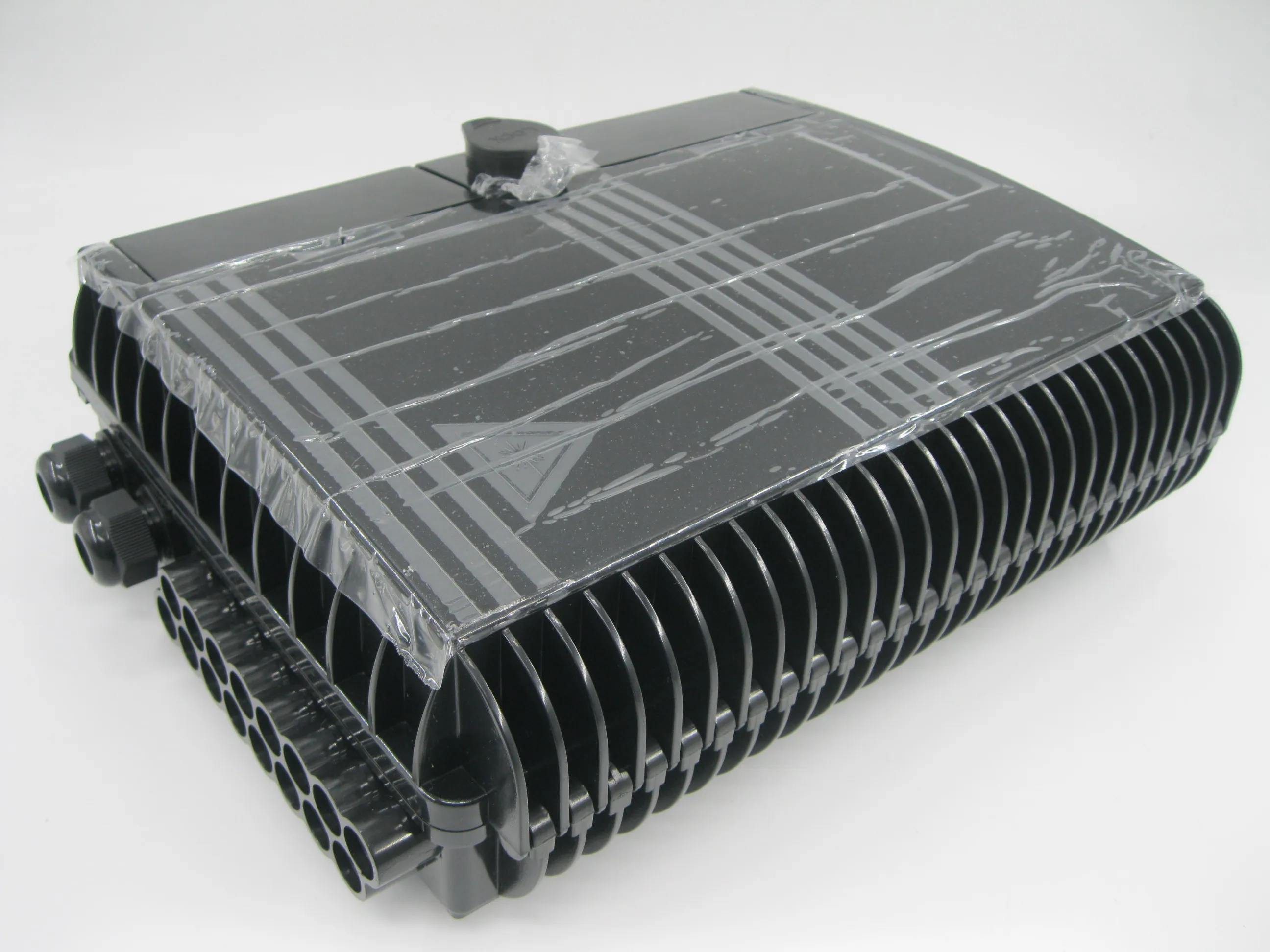 factory price PC ABS 16 Port FAT FBD ANATEL CTO ftth 16 port plc splitter box fiber termination box