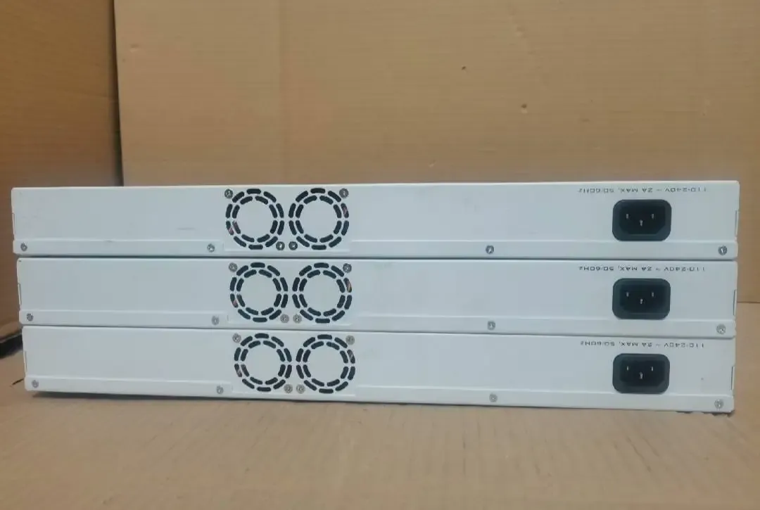 Mikrotik Router Board CCR1036-8G-2S+EM 2 x SFP+ Ports, 8 x Gigabit Ethernet Ports cloud core router-boxintelecom