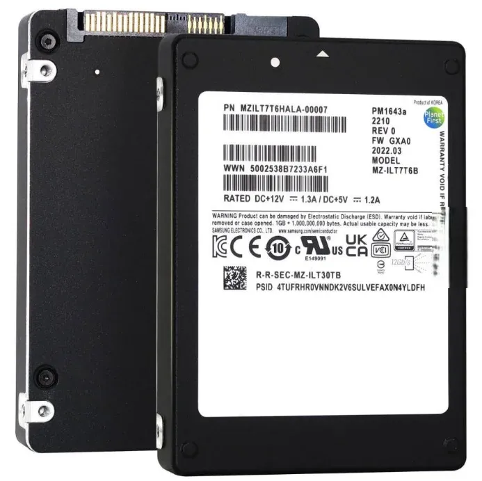 02WF116 02WF117 Enterprise Solid State Drive 7.68TB SAS Interface 2.5-inch Suitable for IB