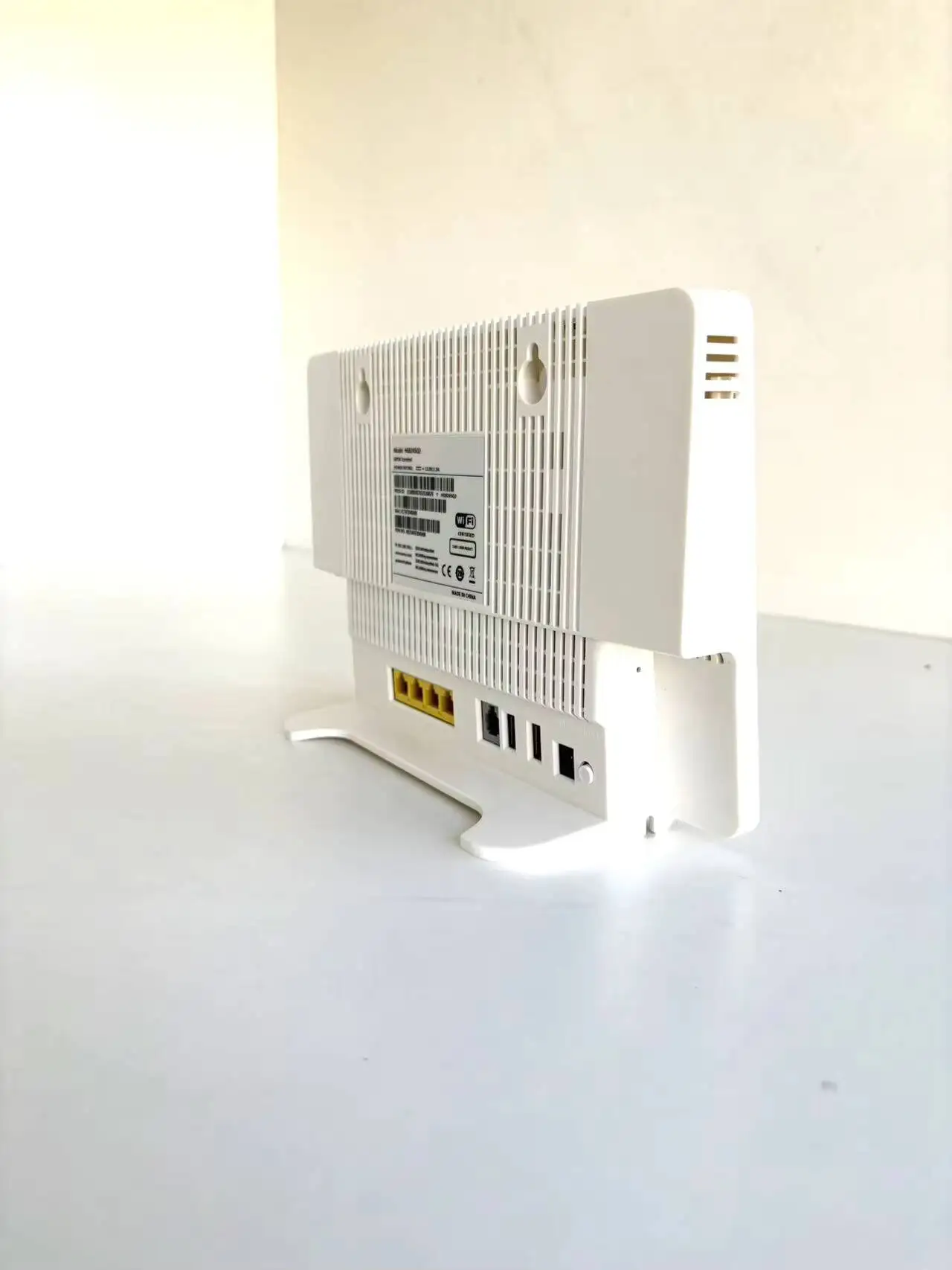 HG8245Q2 4GE+1GPON+1POT+2USB Dual-Band WiFi POE Powered DC 12V ONU with 1 Year Warranty for Commercial & Household Use 4