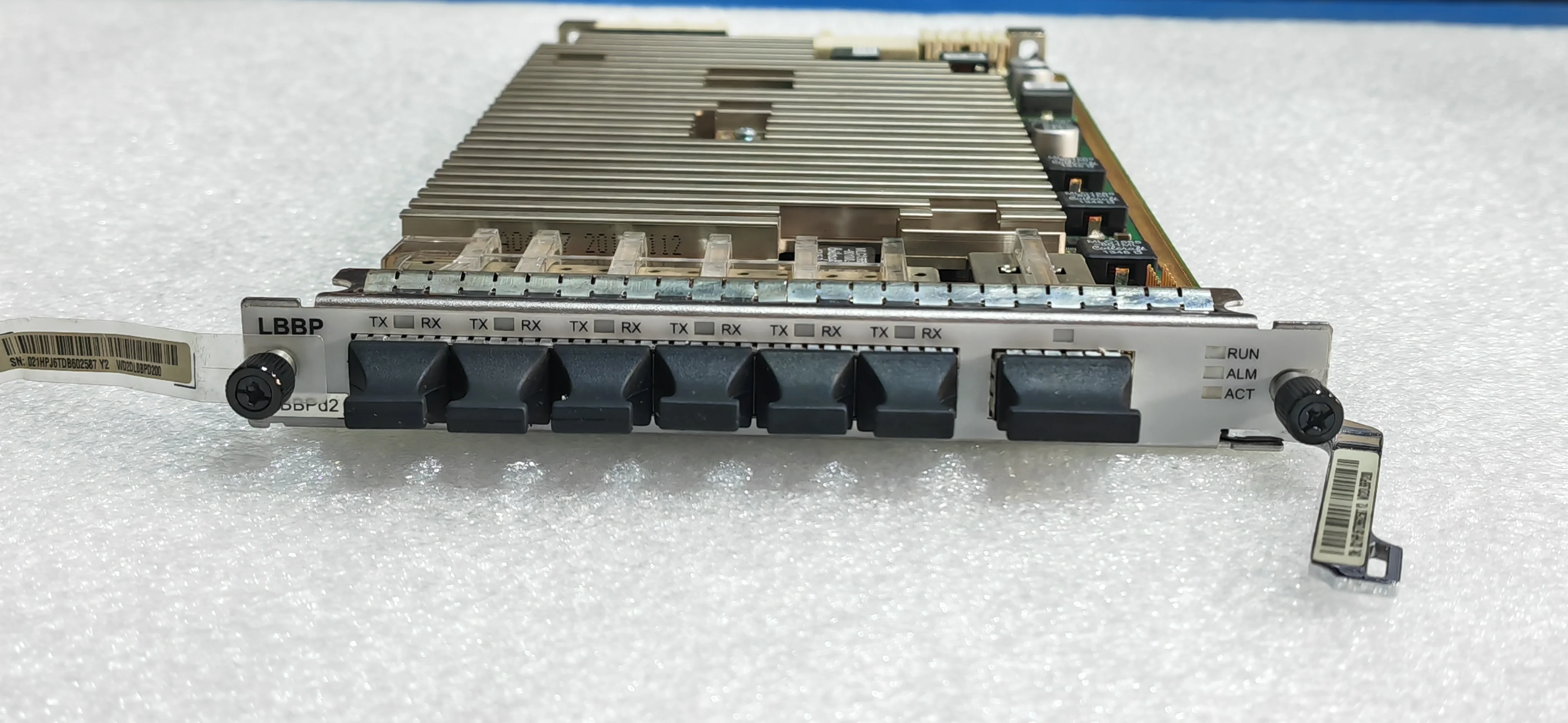 Wireless Hw BBU3900 LBBPd2 03021HPJ WD2DLBBPD200 Base Station