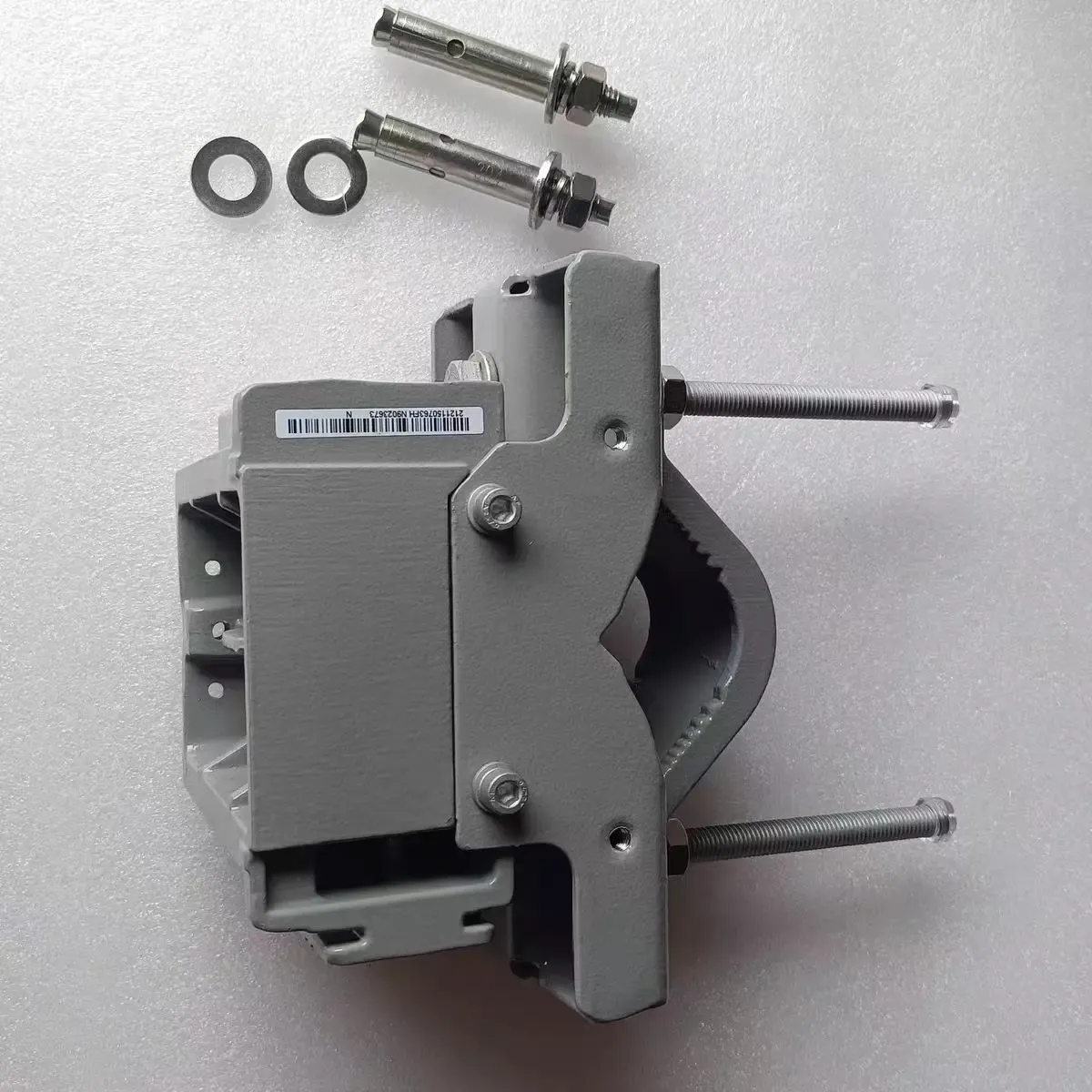 21151940 Outdoor RRU Independent Mounting Bracket Kit for Huawei TD2EIMPM0000-boxintelecom