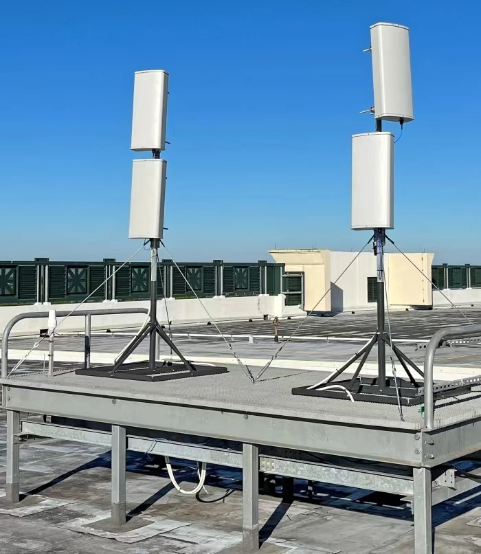 Base Station Antenna 2  Pol 1710-2170MHz 65 ° 19.5dBi 2 ° -8 ° Integrated RCU /Remote Cont