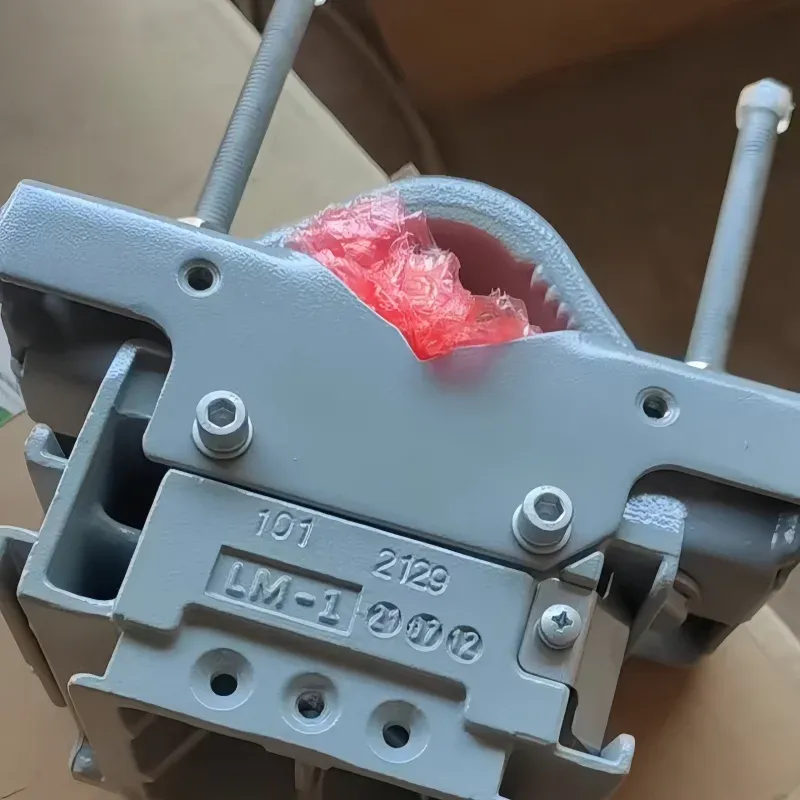 Integrated Mounting Kit 21151211 for Fiber Optic Equipment 18L Blade RRU with Pendant Bracket Ear Mount for 5G Networks-boxintelecom
