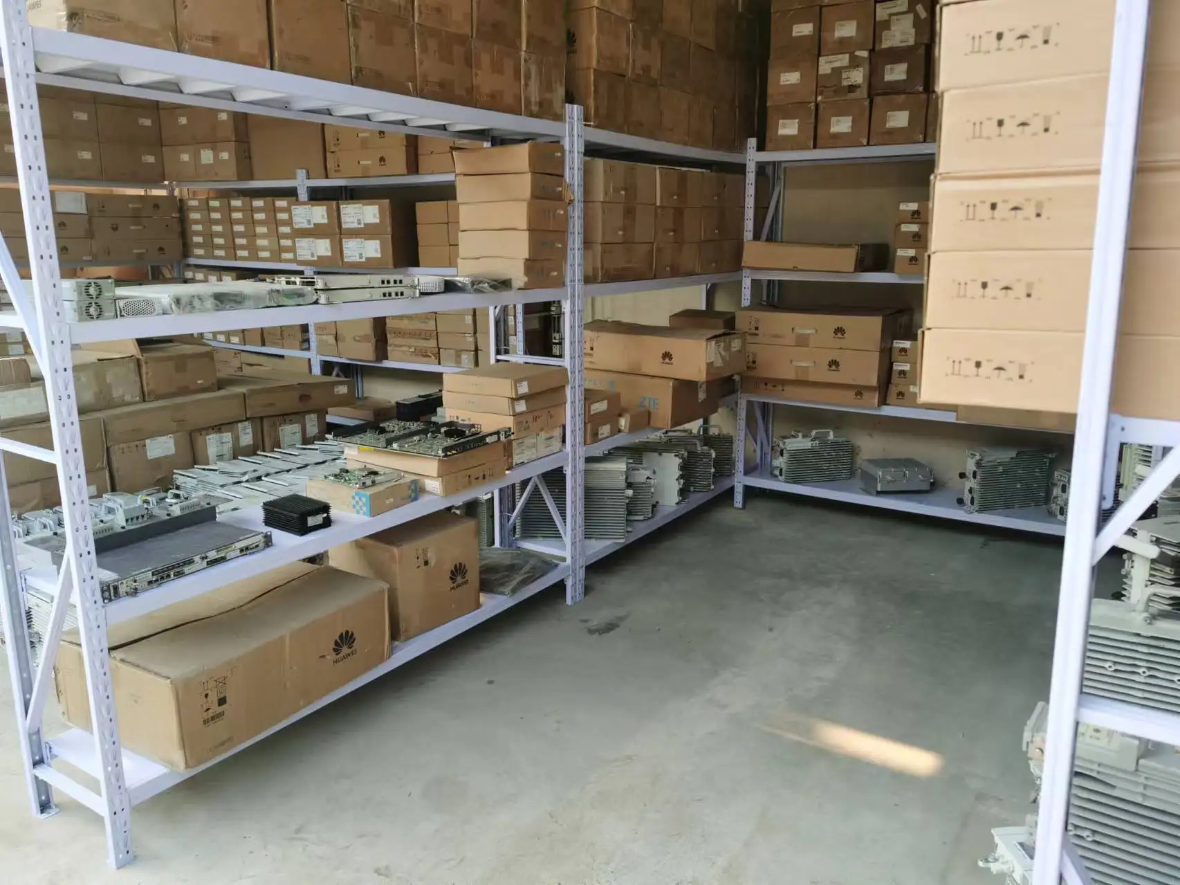 New or Used RRU R8978 S2600W TD LTE Remote Radio Unit for 3G/4G Telecom Base Station Fiber Optic Equipment 10