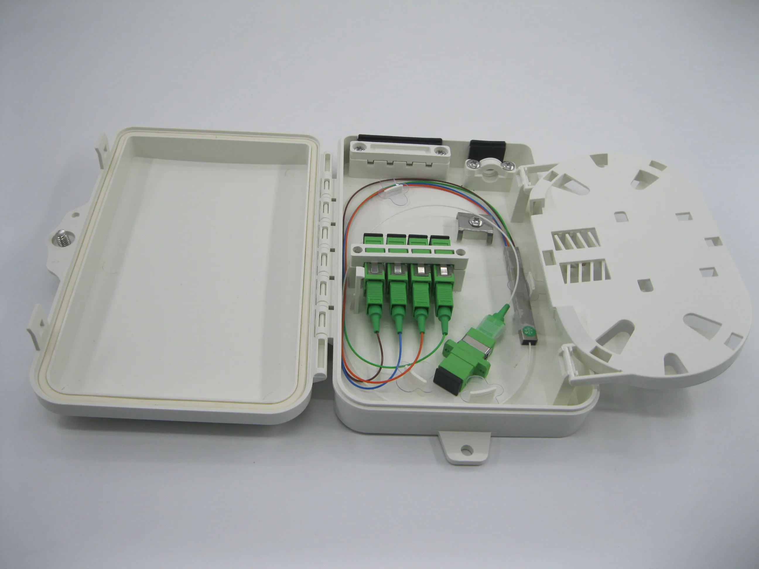 FAT-4A  Versatile 4 Cores FTTH Fiber Optical Distribution Box Solution