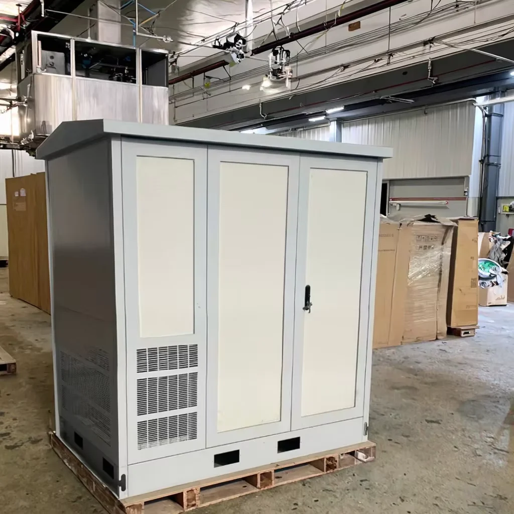 Outdoor Integrated Non-Metallic Fiberglass Cabinet for Communication Equipment IP55 Protection for Base Station Air Conditioning-boxintelecom