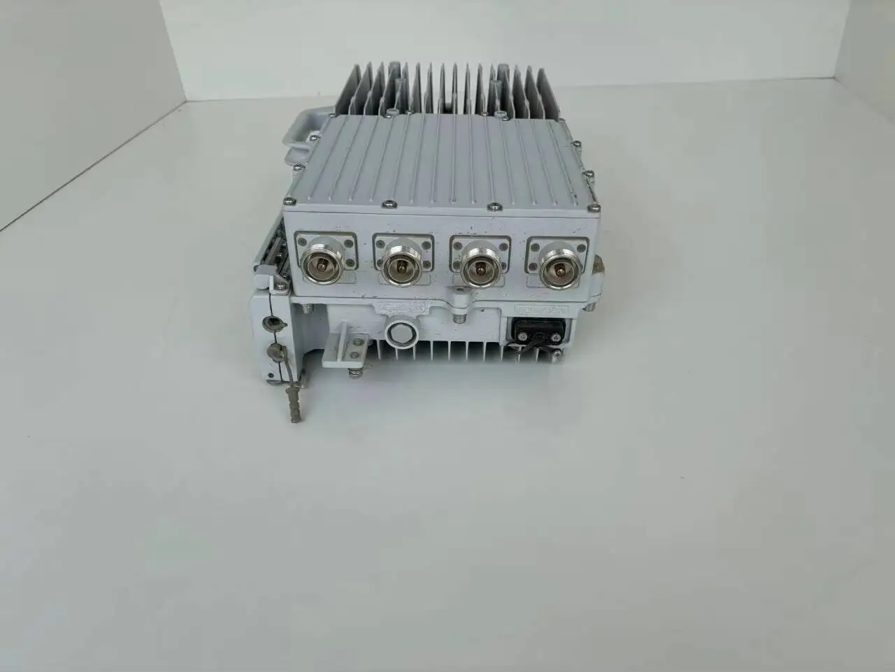 ZXSDR R8862A S9000 RRU GSM WCDMA LTE Macro Radio Remote Unit Base Station 1 Year Warranty 100% Wireless Infrastructure Equipment-boxintelecom