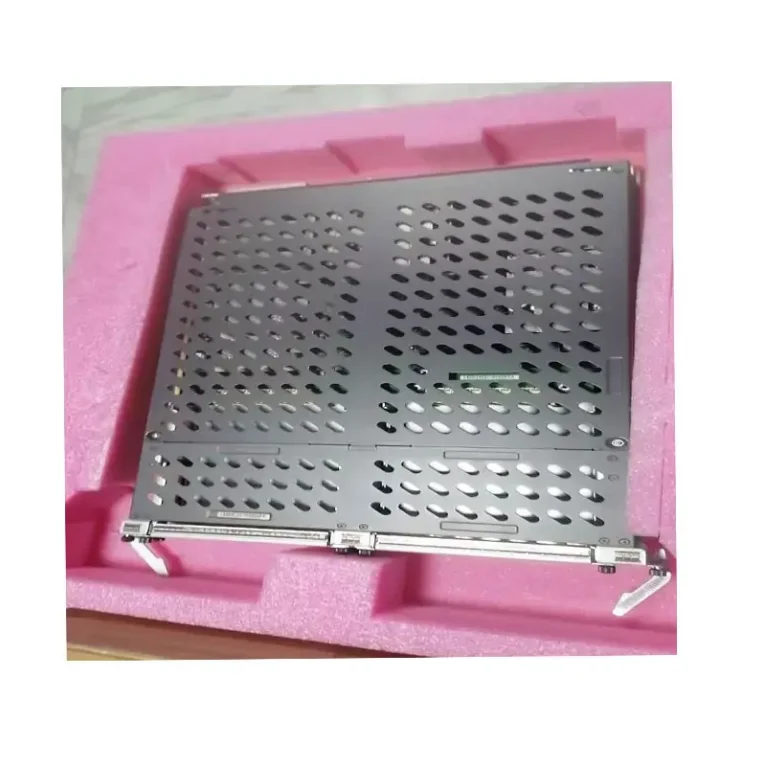 CR5DLPUF5070 03054447 HW NE40E 50Gbit/s Bandwidth Flexible Card Line Processing Unit(LPUF-