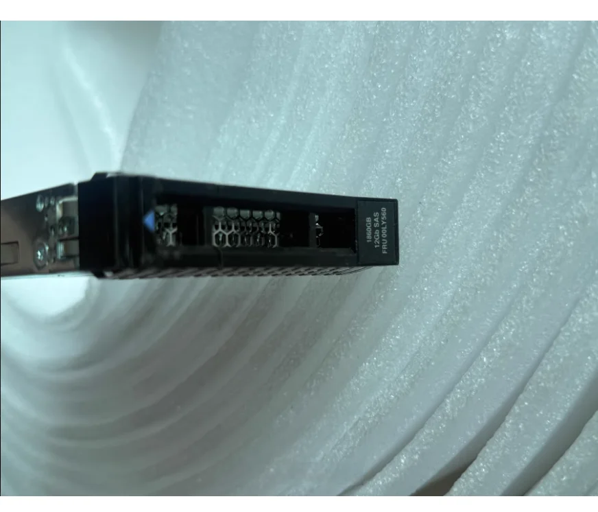 Storage Upgrade 00LY557 1.86TB Hard DriveIncluding Original Bracket 00LY560