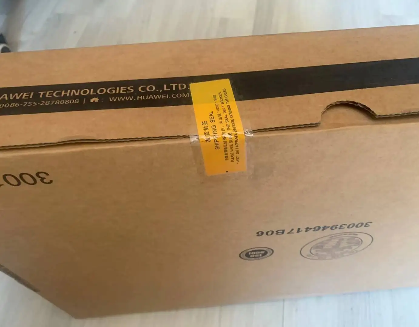 Best Price S5735-L1Series 4*10/100/1000BASE-T 4*GE SFP ports, PoE+, AC power S5735-L24P4S-A1 6
