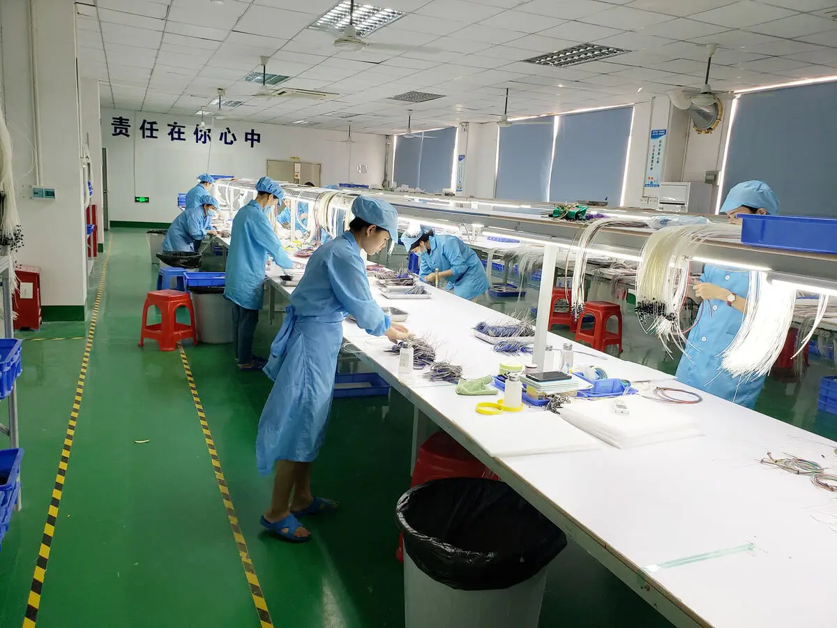 MPO OM4 50/125 Multimode Cable LSZH for WiFi 4G & 3G Networks Fiber Optic Patch Cord/Jumper 13