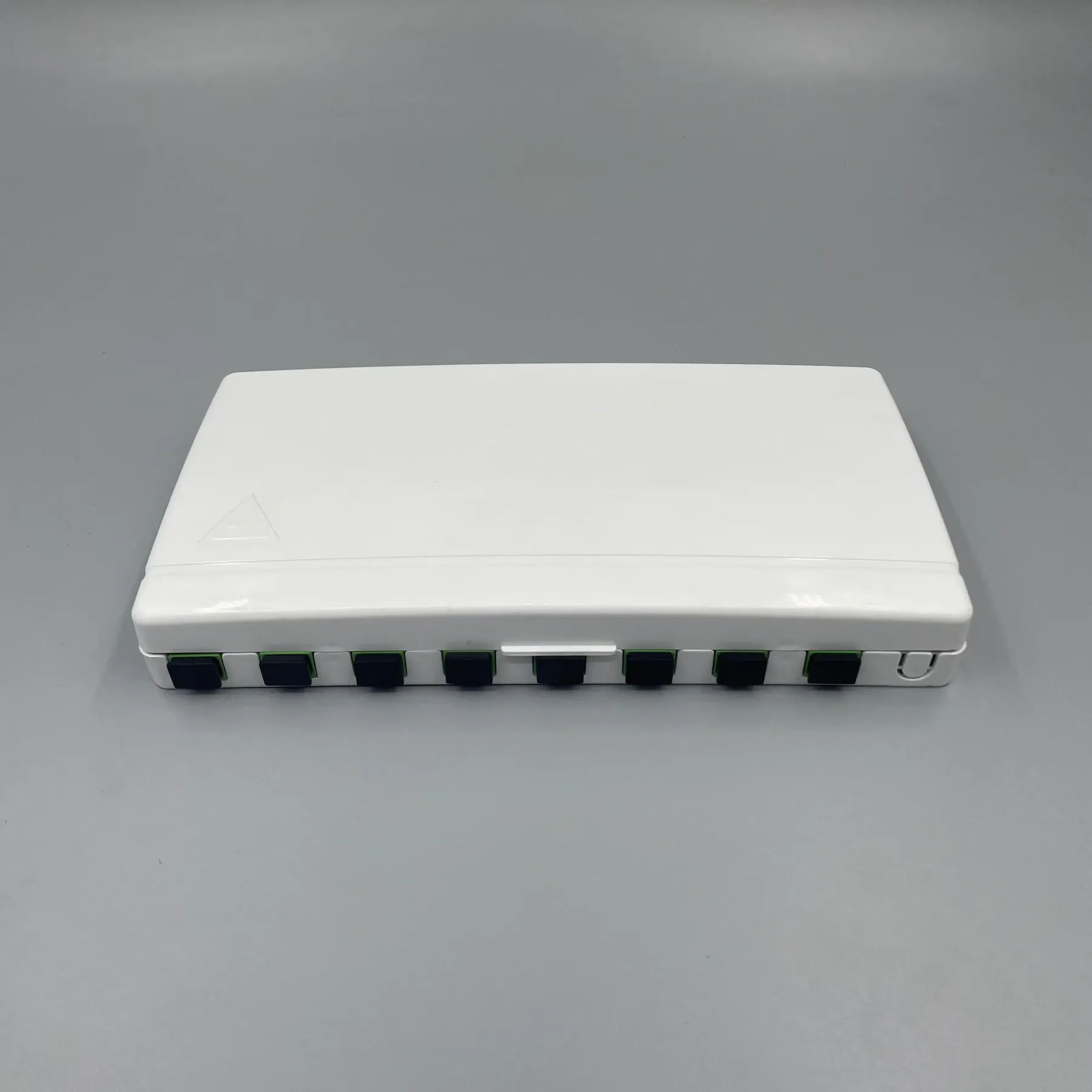8-Core Fiber Optic Terminal Box with 8 SC/APC Adapter Ports for FTTH Use for Enterprise Wi