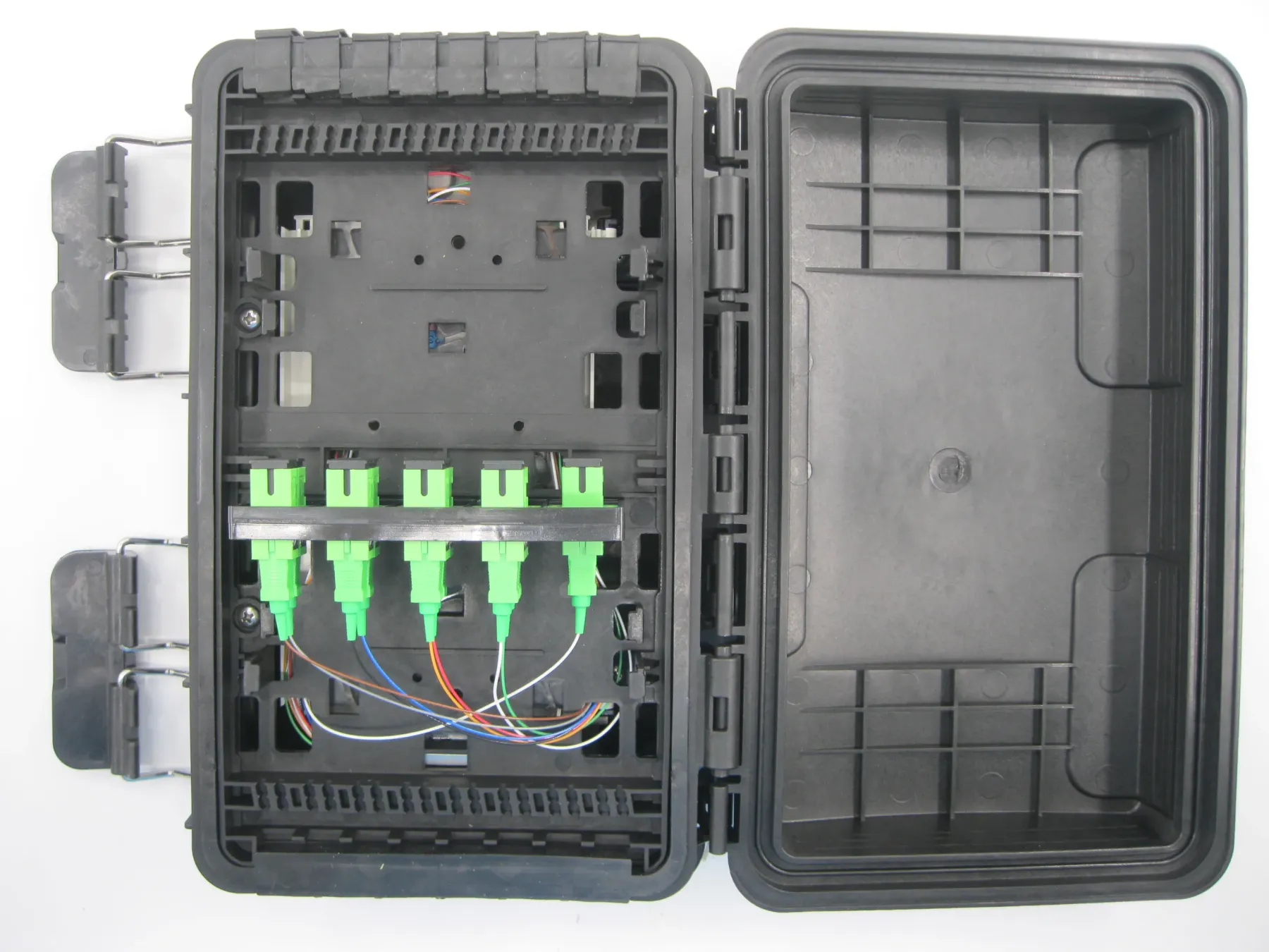 F225-APT  Versatile 16 Cores FTTH Fiber Optical Distribution Box Solution