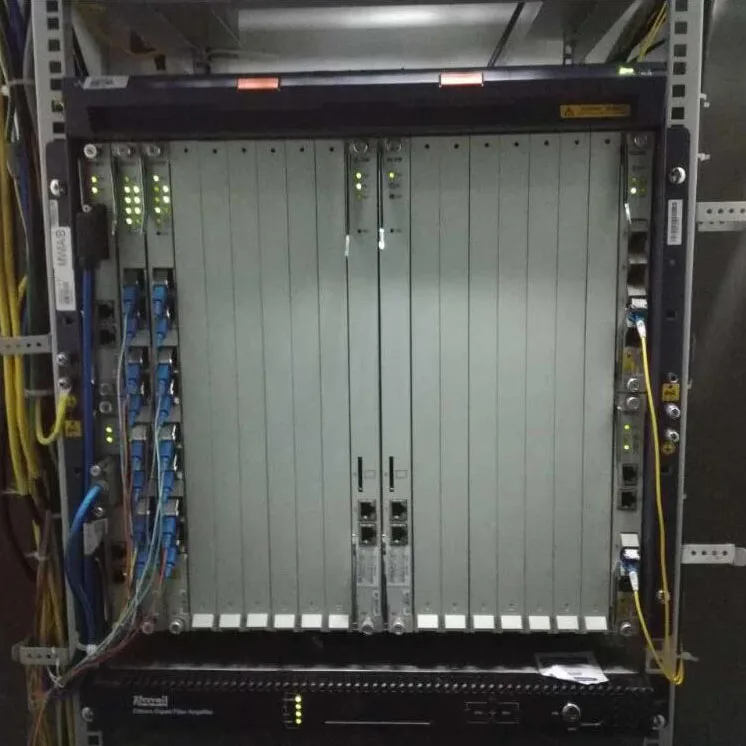 New Olt ZXA10 C300 Optical Line Terminal Equipment Gpon 10G Uplink SCXN*2 HUVQ*2 PRWH*2 C300-boxintelecom