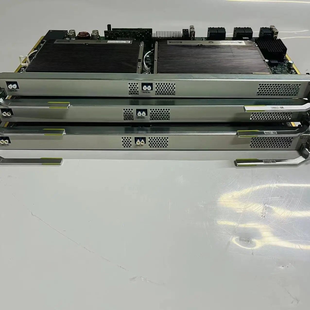 OptiX OSN 9800 Optic Equipment with TNV3T210 TNV1T210 10 Gbit/s Tributary Service Processing Board Fiber Identifier-boxintelecom