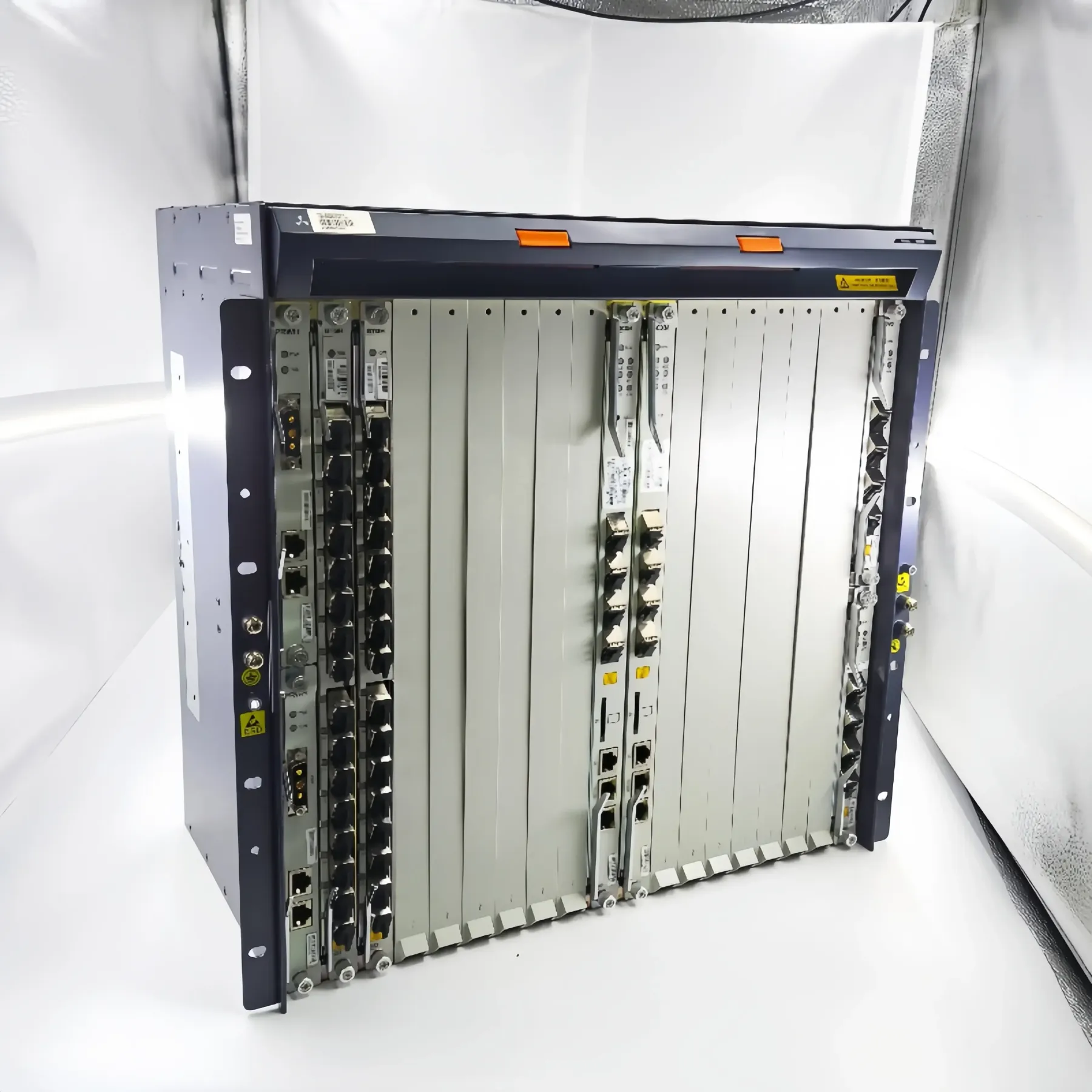 ZXA10 C300 OLT 19inch 21inch 10U XGPON 10G-EPON GPON EPON OLT-boxintelecom