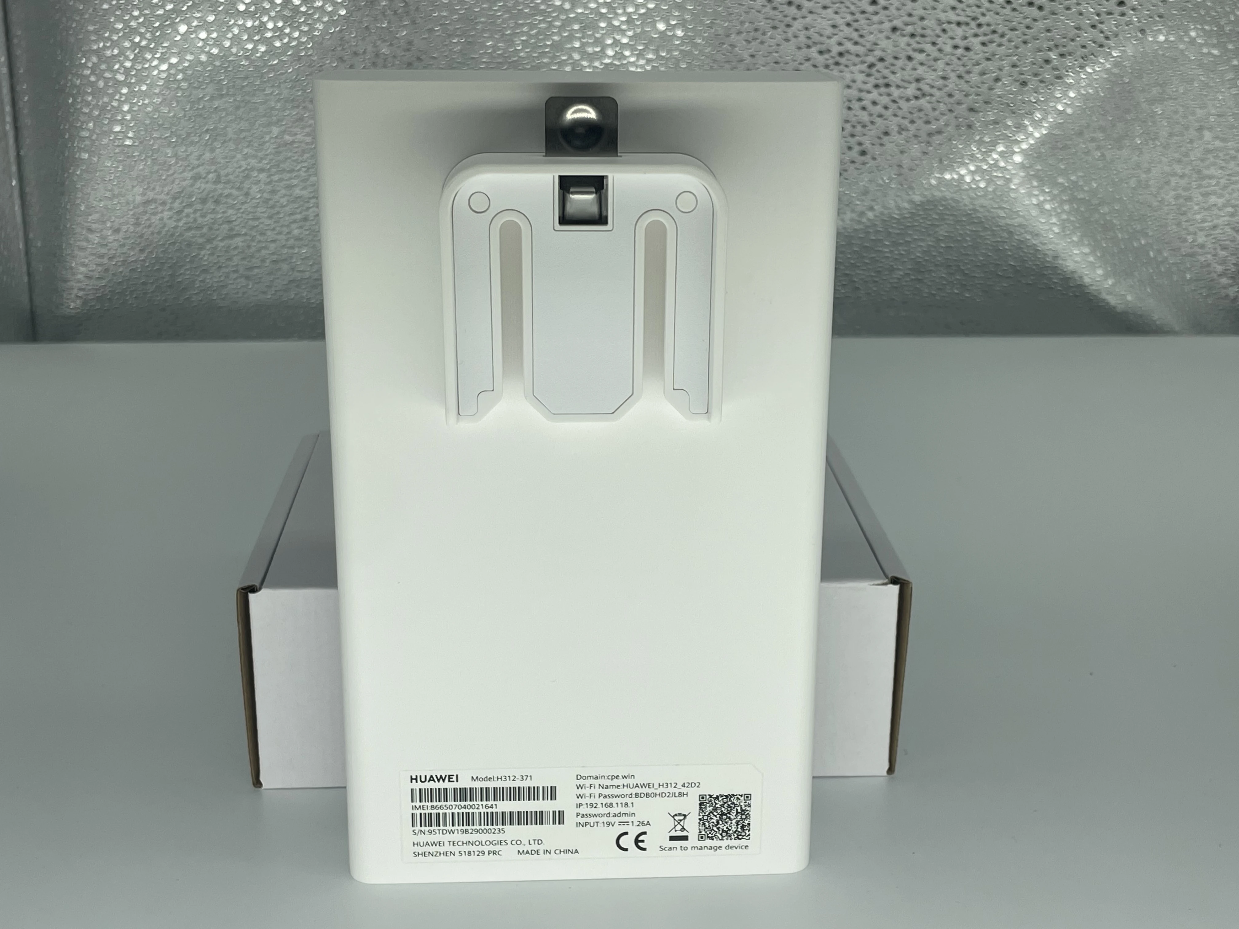 Hw Brand 5G CPE Win H312-371 Outdoor Monitoring Mobile Router Wireless 1.65Gbps 1GE LAN Po