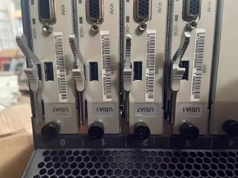 HW Core Center Network 03052589 USIA7 CN21USIA7 Universal Service Interface T8280 OSTA2.0 