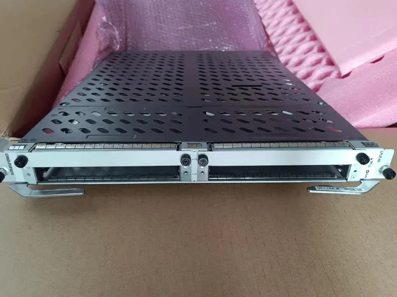 CR5DLPUF5070 Ne40e 50gbit/S Networking Device with Wide Flexible Card Line Processing Unit LPUF-50 Four Sub-Slots-boxintelecom