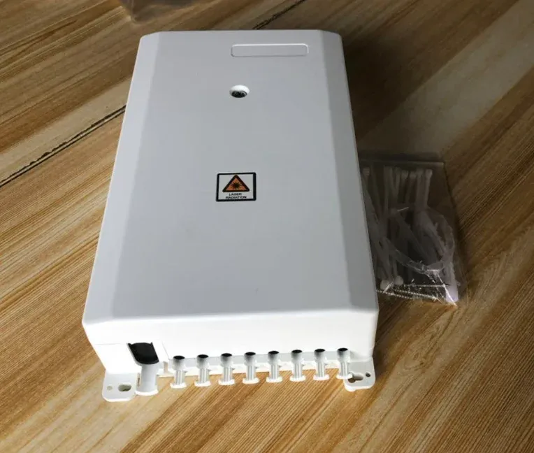 Hot sell loaded with 8 SC adapters 1*8 splitter indoor wall-mounting optic fiber box 1 - 4