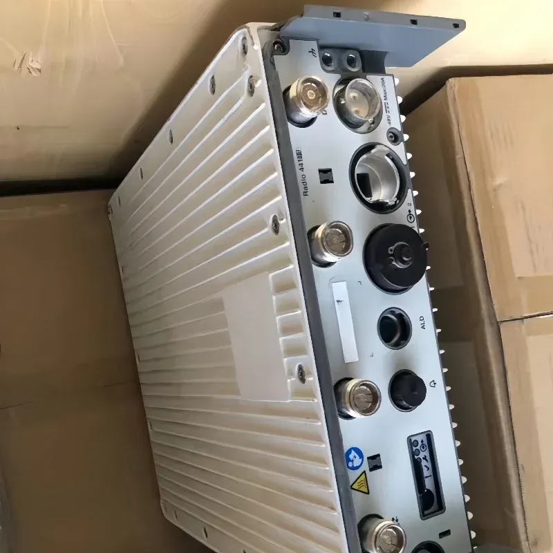 Hot Selling RRU Eri-cson Radio 4418 B40T KRC 161 706/1-boxintelecom
