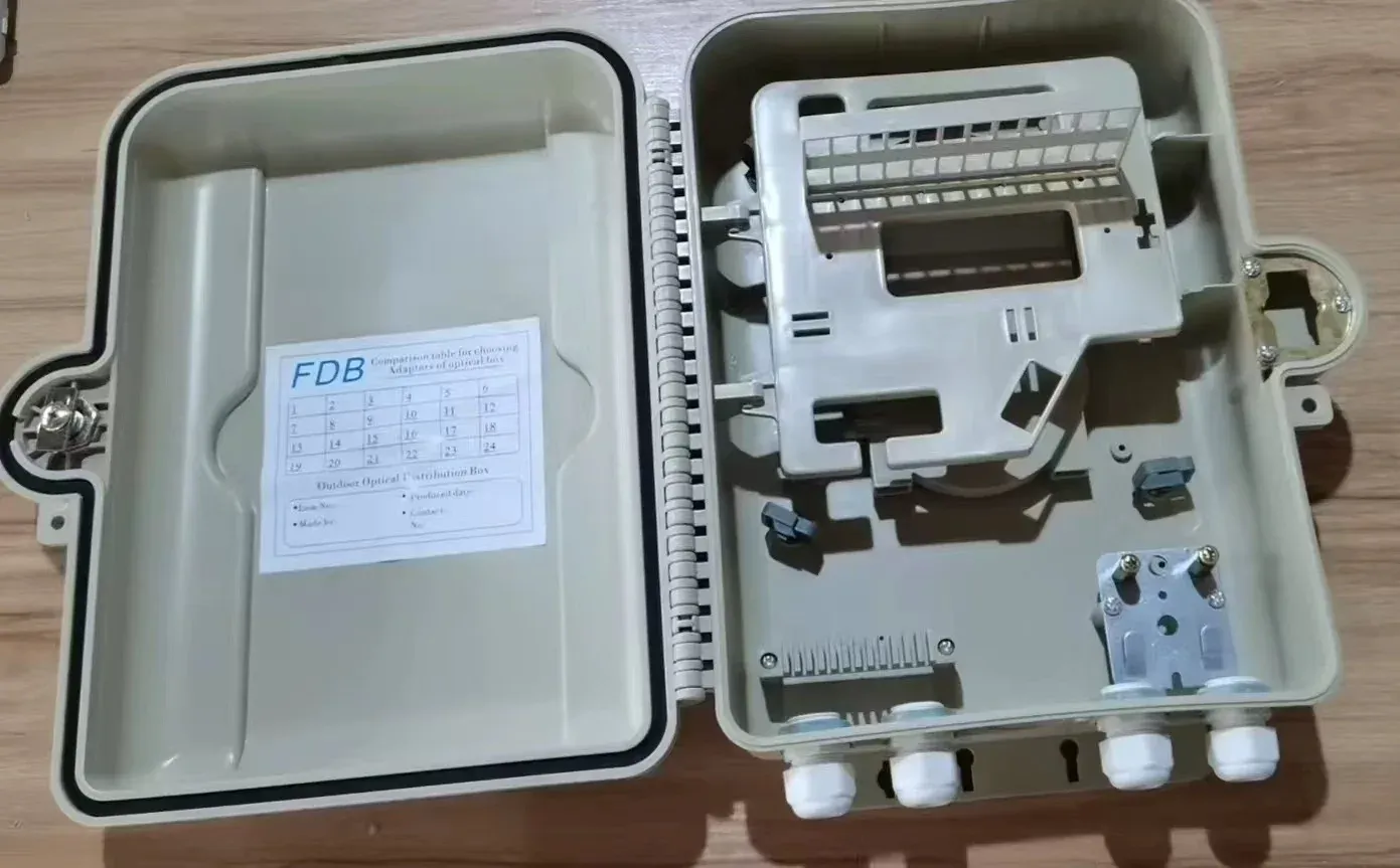 1x16 Core Fiber Optic Distribution Box SMC Splitter Distribution Box FTTH Outdoor Wall-Mounted 16-Port Fiber Distribution Box-boxintelecom