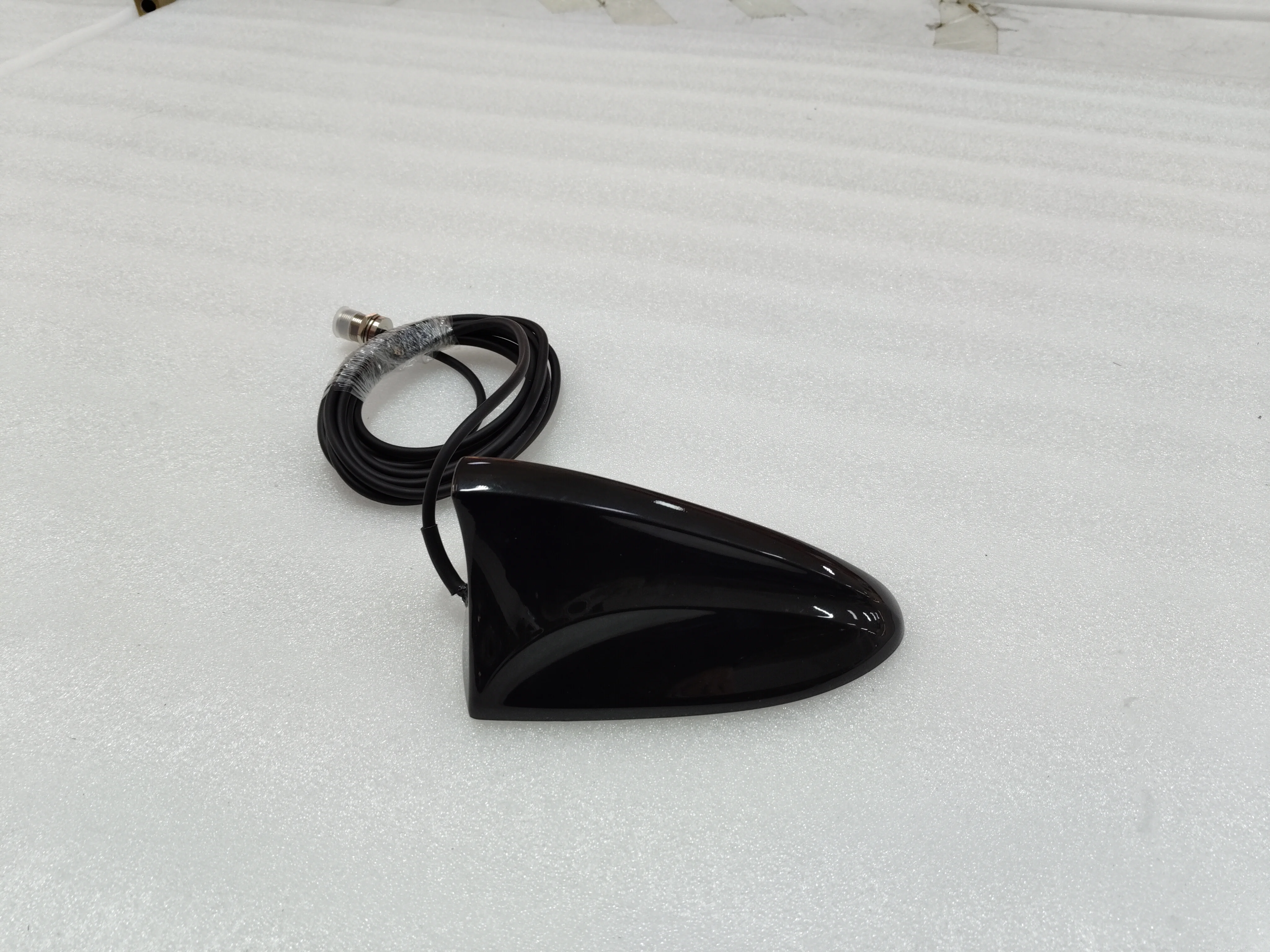 Hot Sale UHF 400-470MHz High Gain 1.5dBi BTS Sector Mobile Antenna With N Female Connector