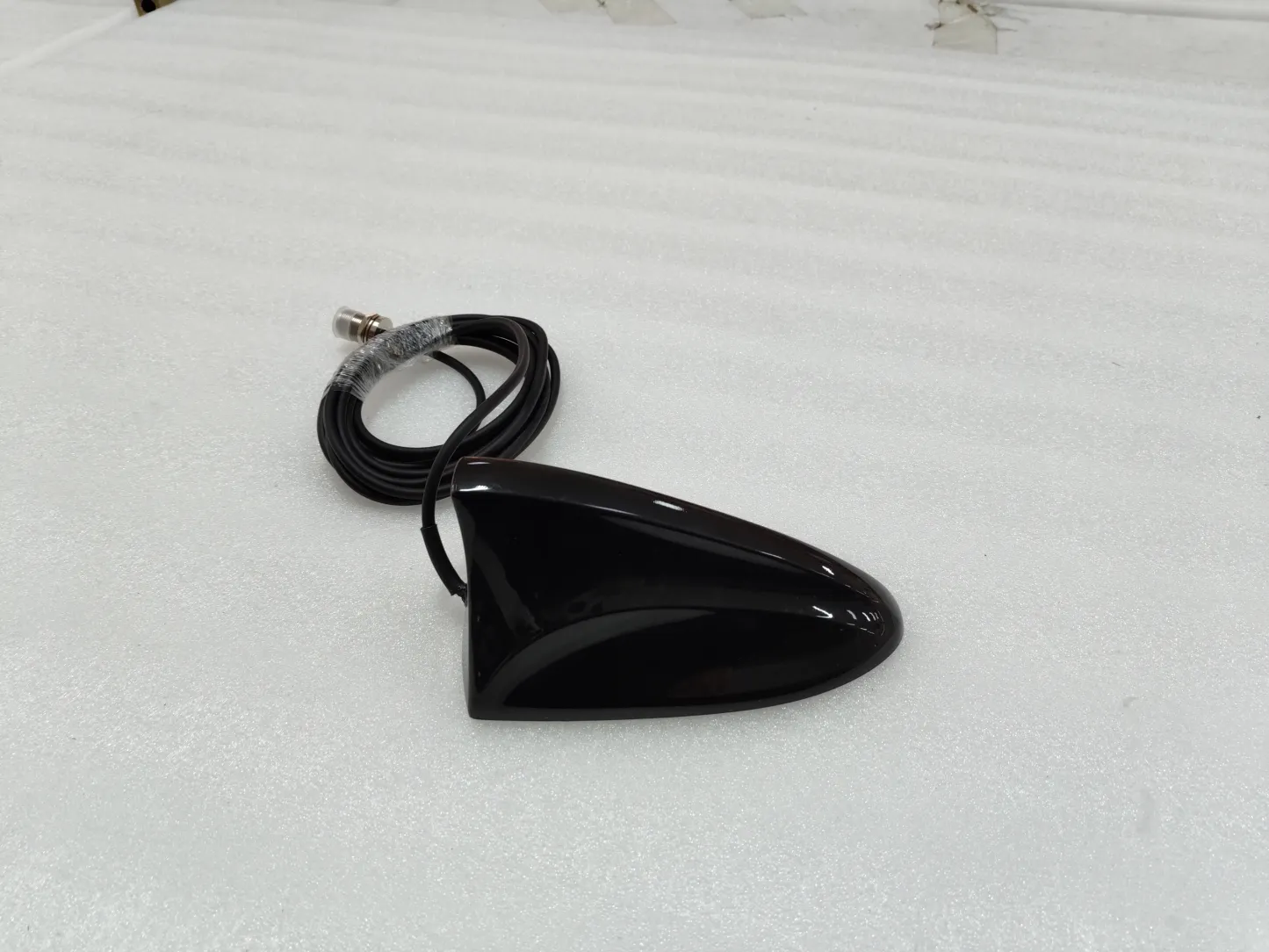 Hot Sale UHF 400-470MHz High Gain 1.5dBi BTS Sector Mobile Antenna With N Female Connector