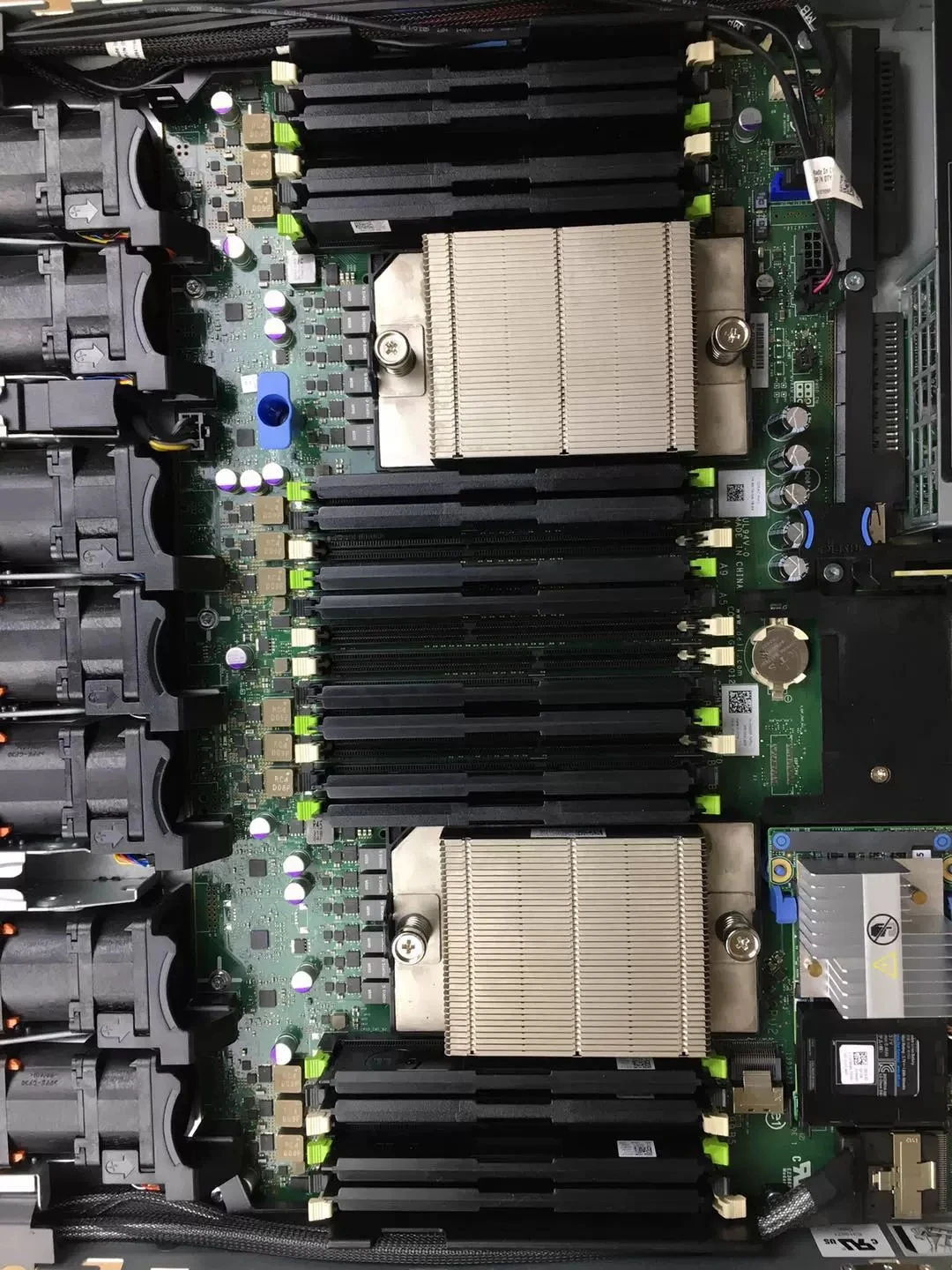 Stock Dell Poweredge R620 Rack Second Virtual SAS SATA SSD Hand Server Dual Processor Chassi With Good Price 6