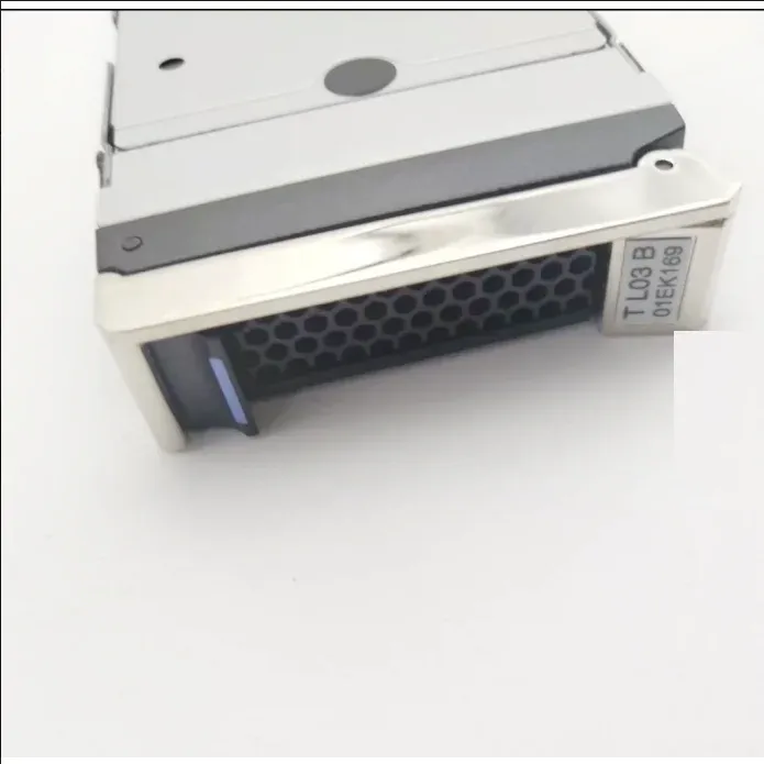 01EK163 FC AF3L 7.68TB NVMe Flash Module for FlashSystem 9100/9200/9500 with 01EK169 Tray