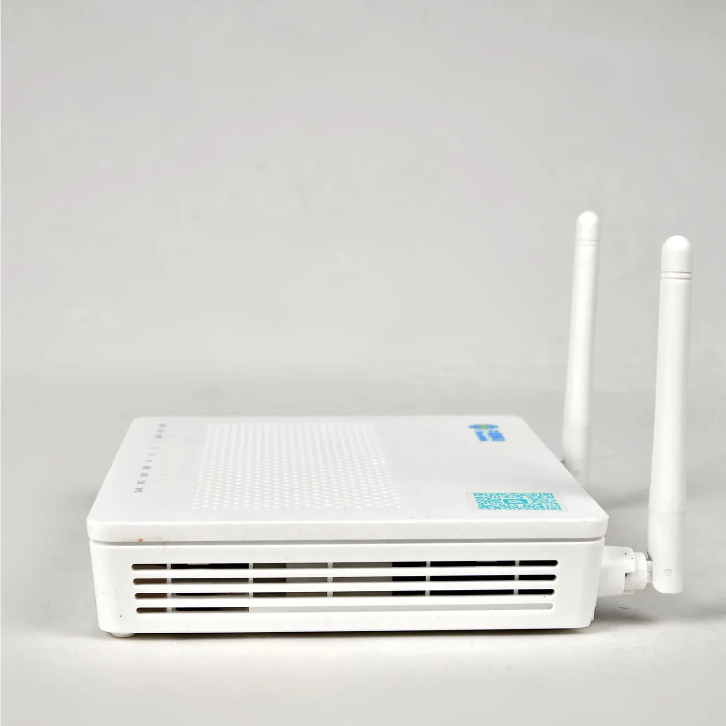 EG8141A5 ONU 1GE+3FE+1POT+2.4GWIFI ONU ONT English Version HG8546m HG8545M HG8347R-boxintelecom