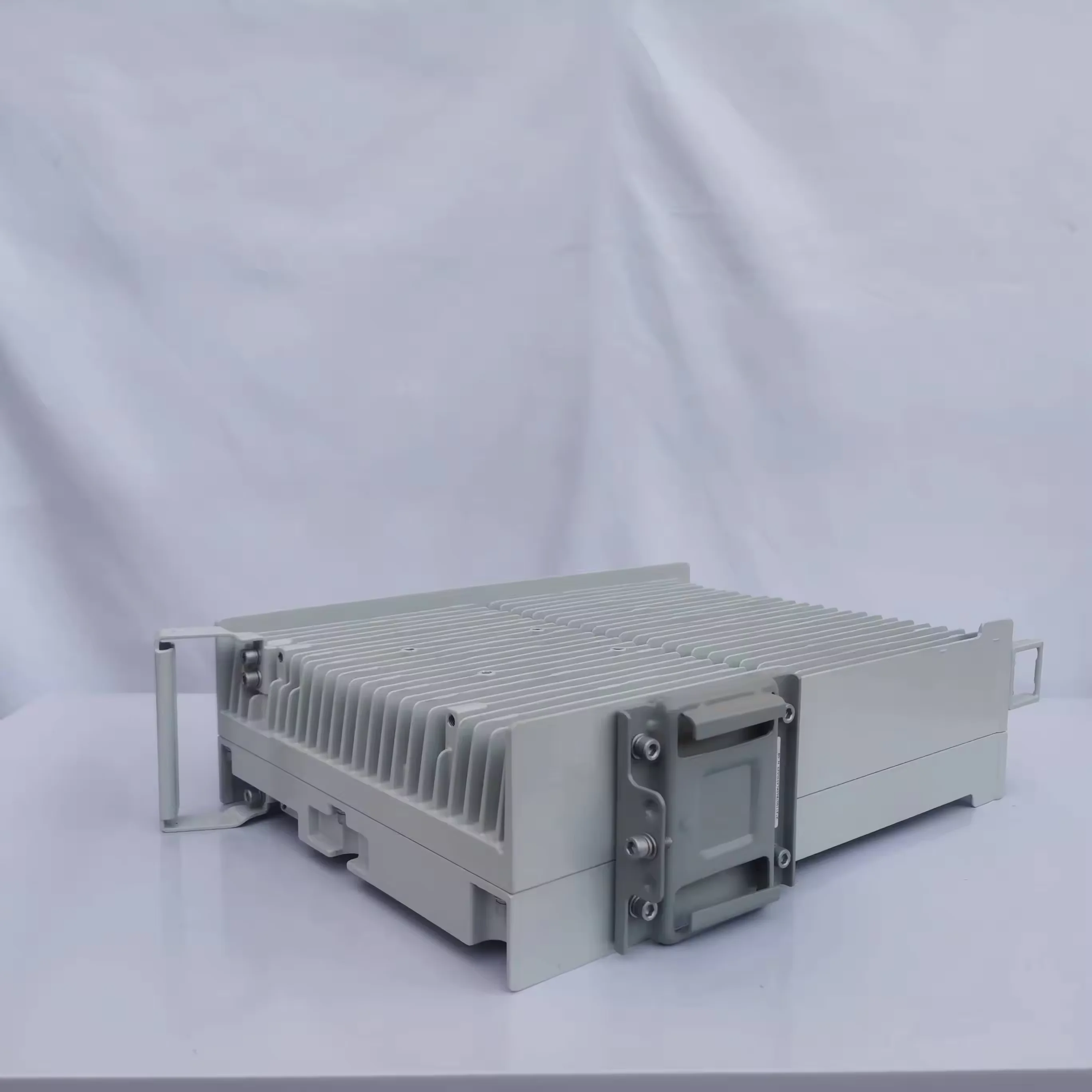 Wireless Base Station 5910 RRU 5902 3959 5909 3971 3959a 3936 Rru 900hz Fibre Optical Equipment-boxintelecom