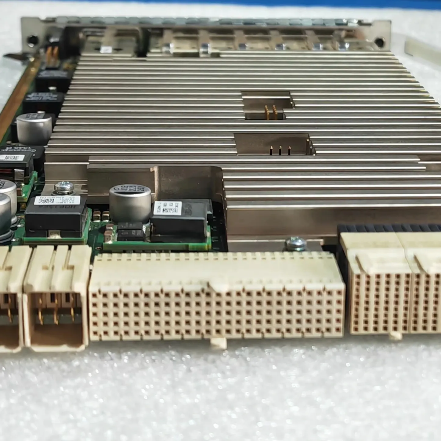 Wireless Hw BBU3900 LBBPd2 03021HPJ WD2DLBBPD200 Base Station-boxintelecom