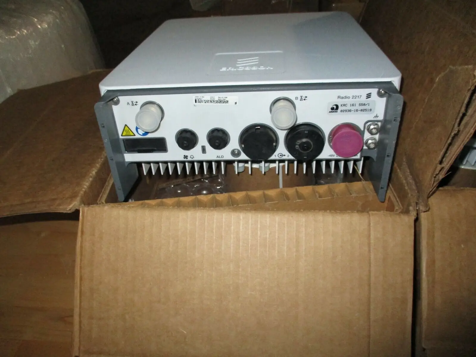 Remote Radio Unit  4415 B3     KRC161637/13GPP Band 3    1700 MHz  KRC161637/1   RRU 4415 B3