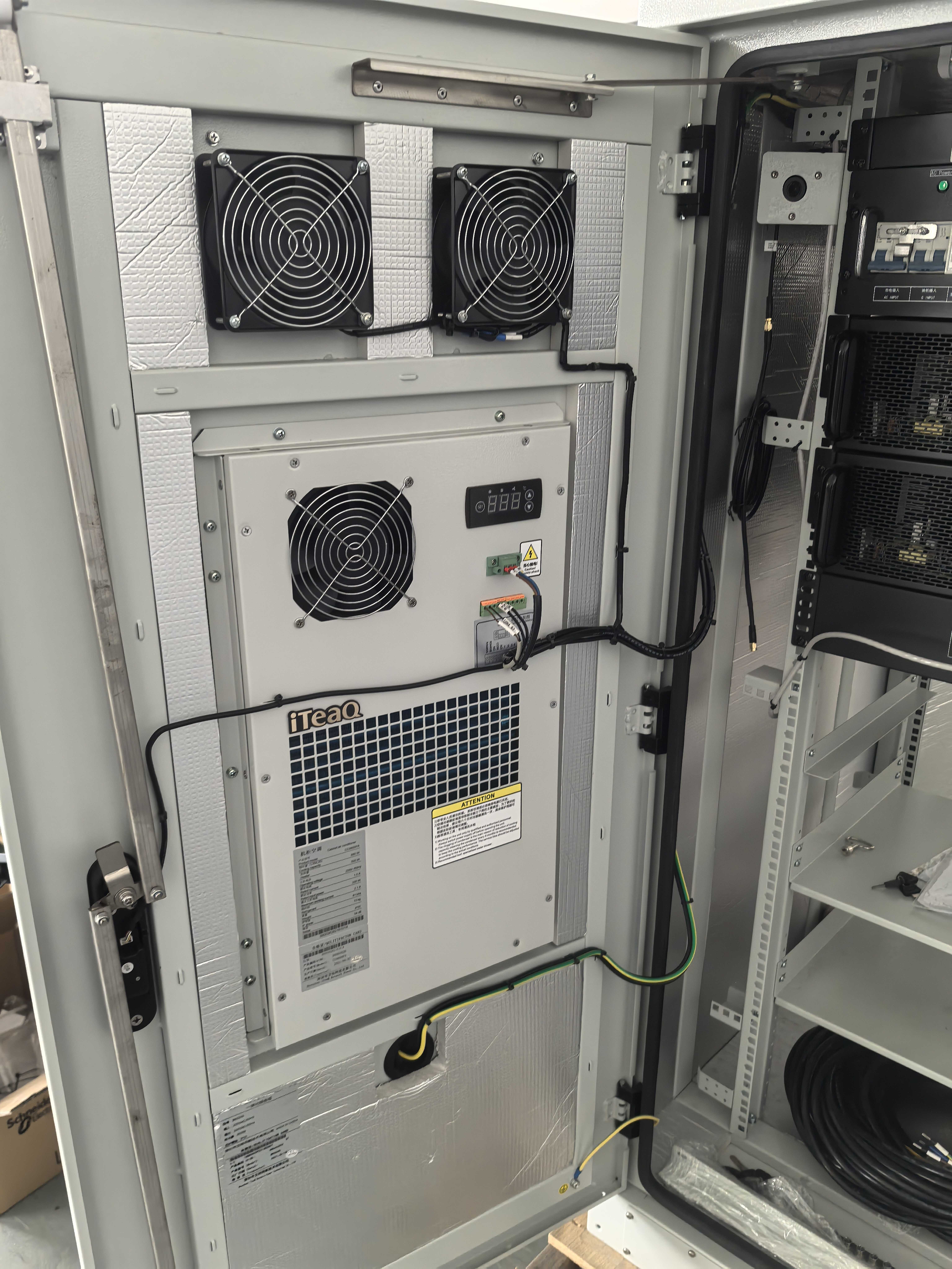 Customizable 18u Ip55 Rack Enclosures Integrated Outdoor Telecom Ups Battery Cabinet Electronic Solar Panel Cabinet-boxintelecom