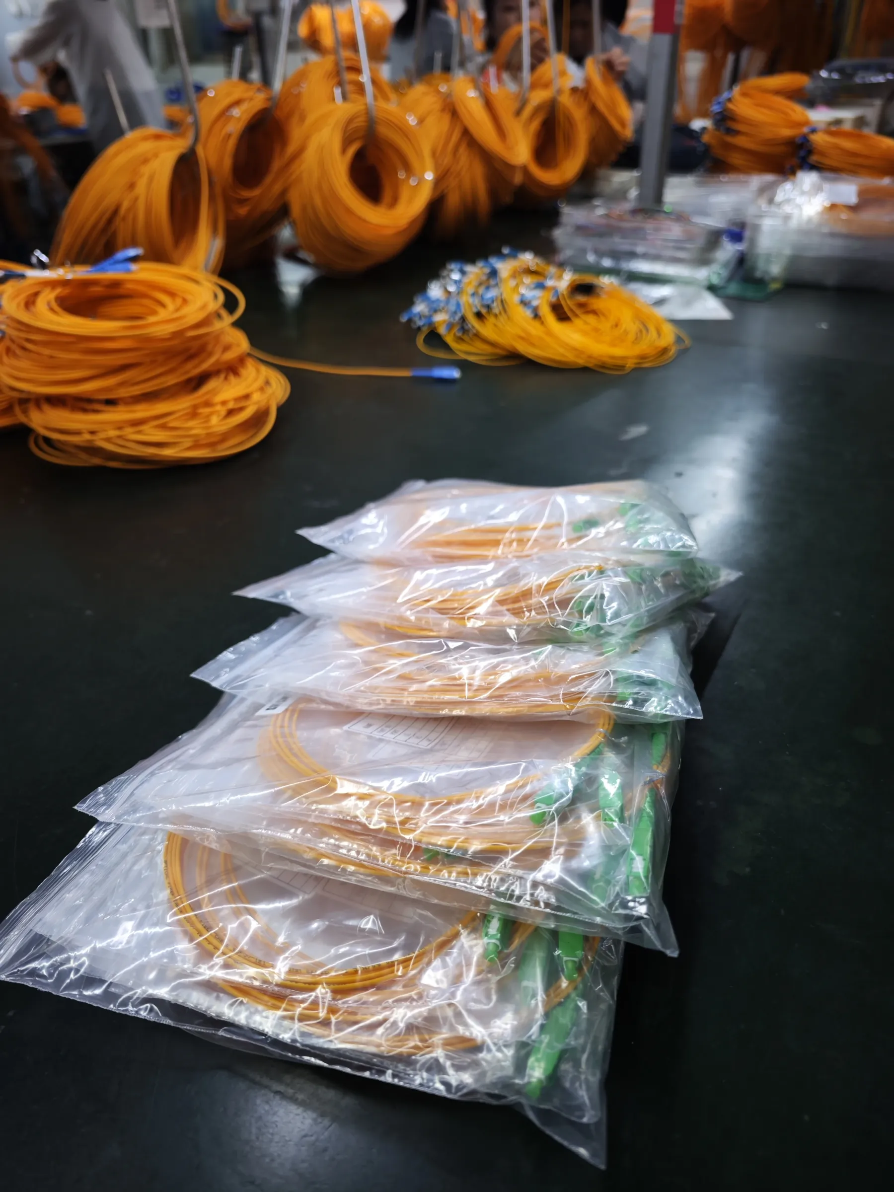 High Quality Indoor Single Mode Simplex Fiber Optic Patch Cord Drop Cable with SC/APC Pigtail SC Connector-boxintelecom