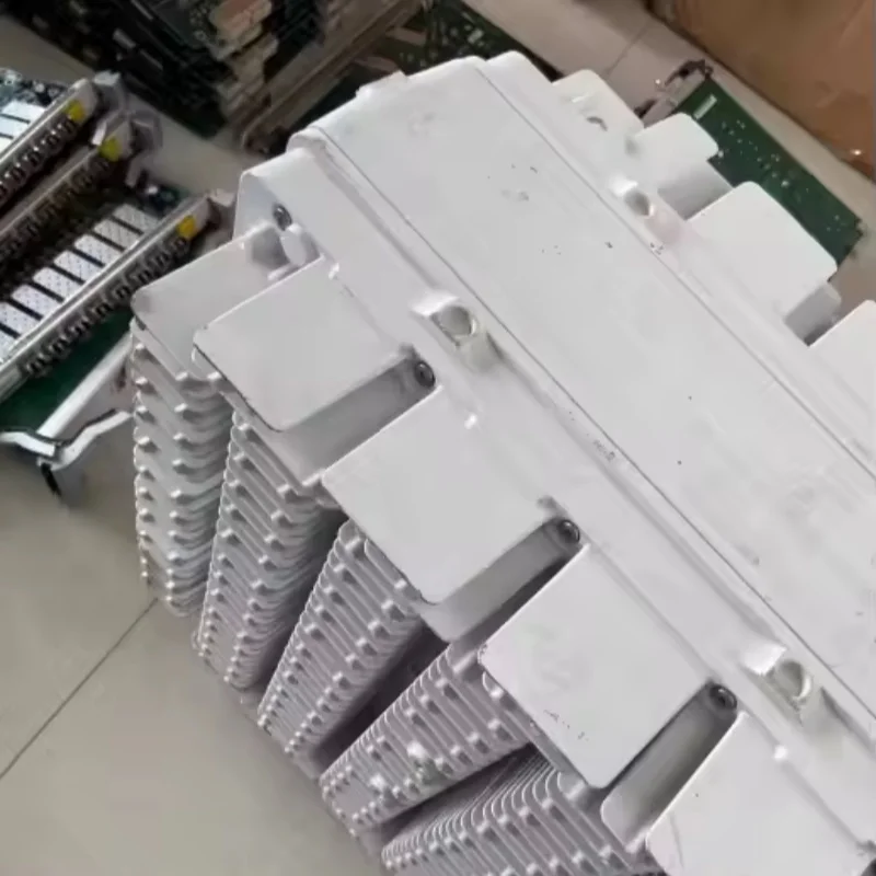 4443 B1B3 Wireless Base Station RF Unit KRC 161 753/1 for ERI 4443B1B3 RRU Infrastructure Equipment 4443B1B3 KRC161753/1-boxintelecom